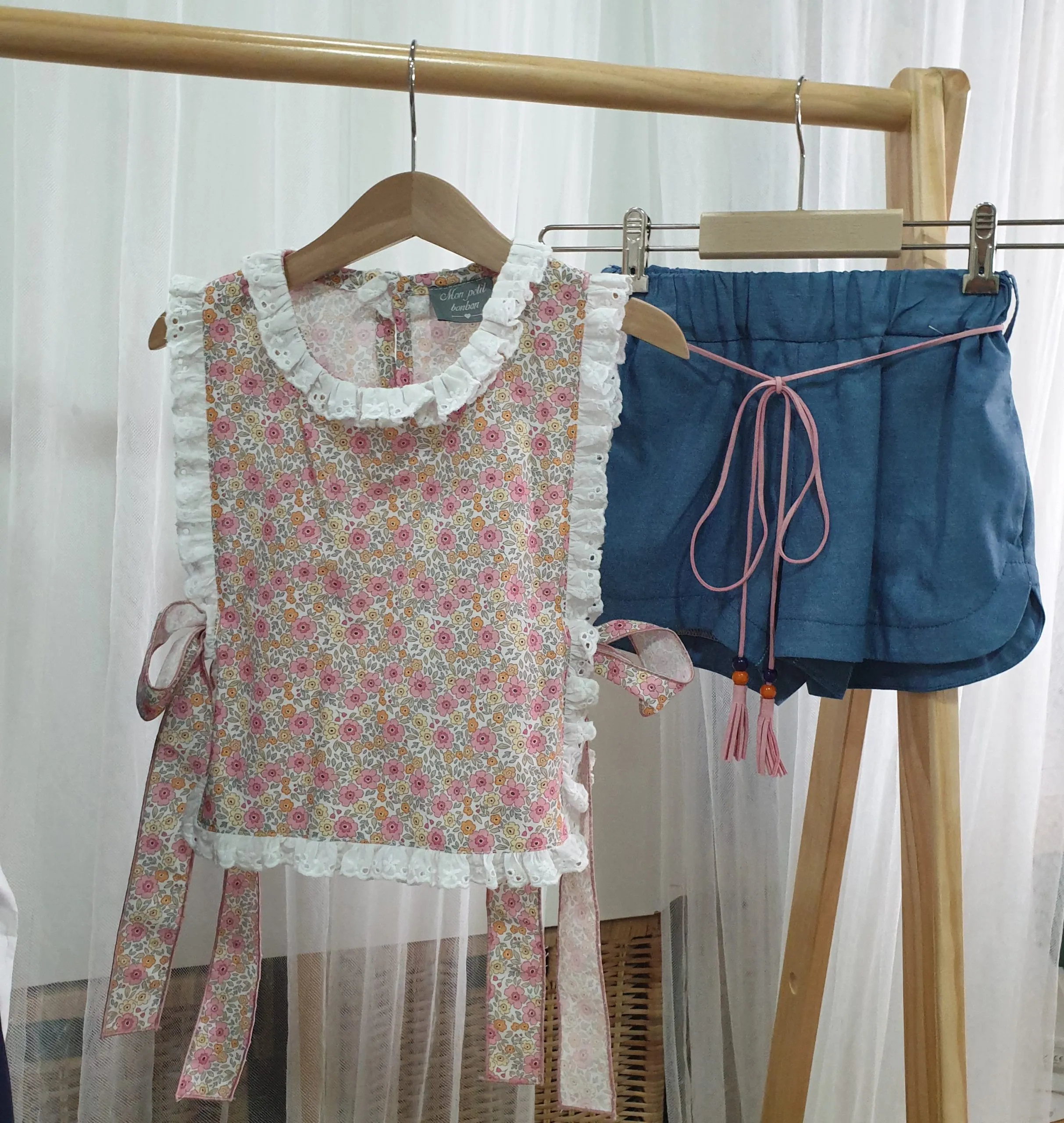 A Conjunto niña Mon Petit denim liberty R240556