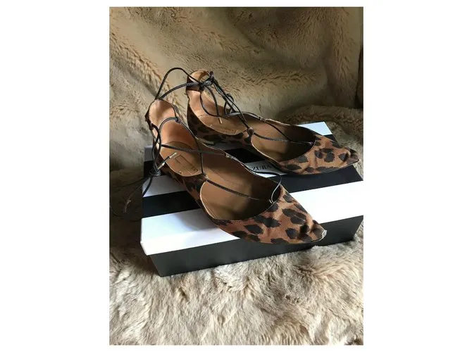 Aquazzura Pisos Christy Castaño Estampado de leopardo 