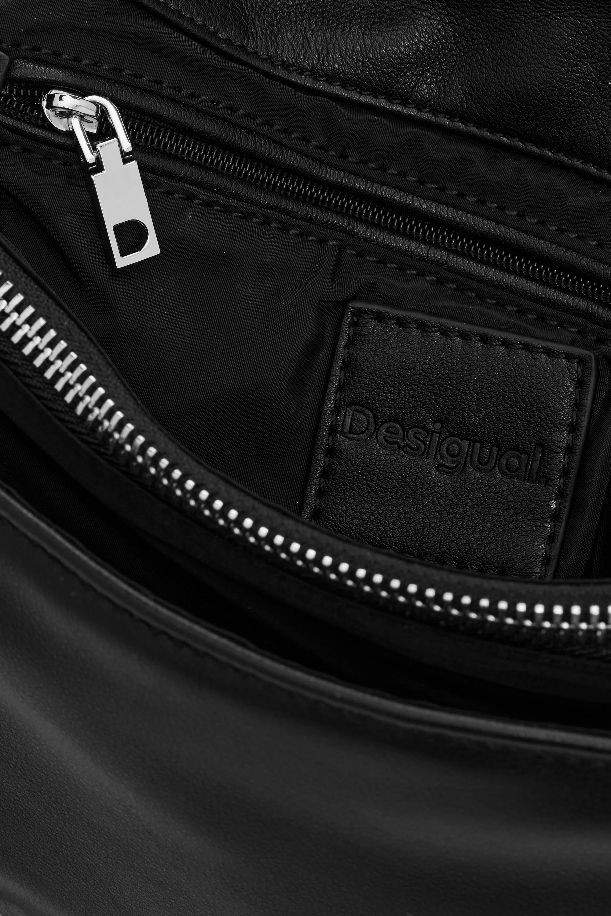 Bolso efecto piel