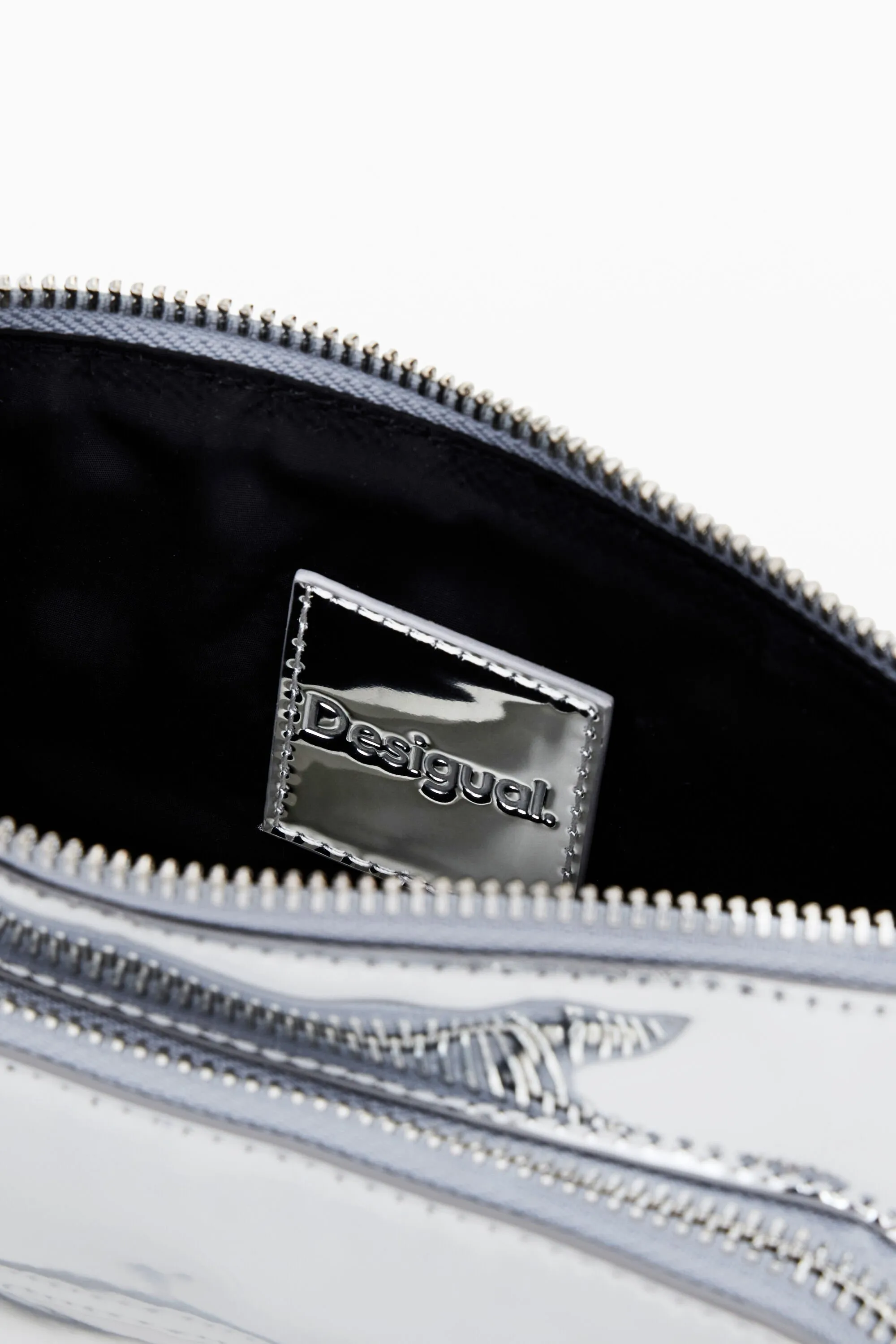 Bolso mini Half Logo