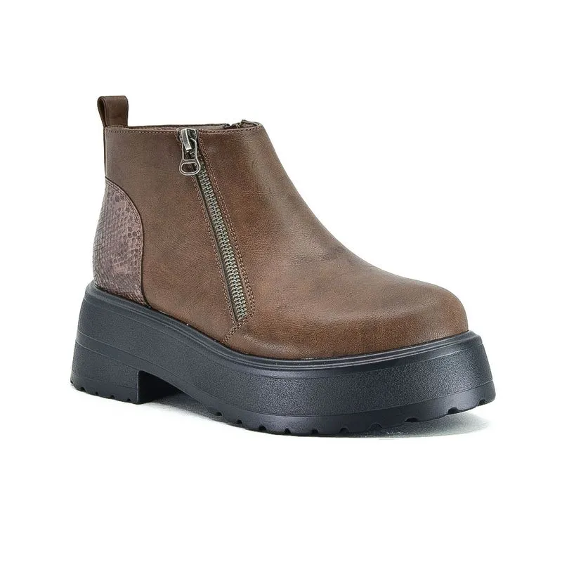Bota Casual Taco Bajo Korium Glasgow con cierre