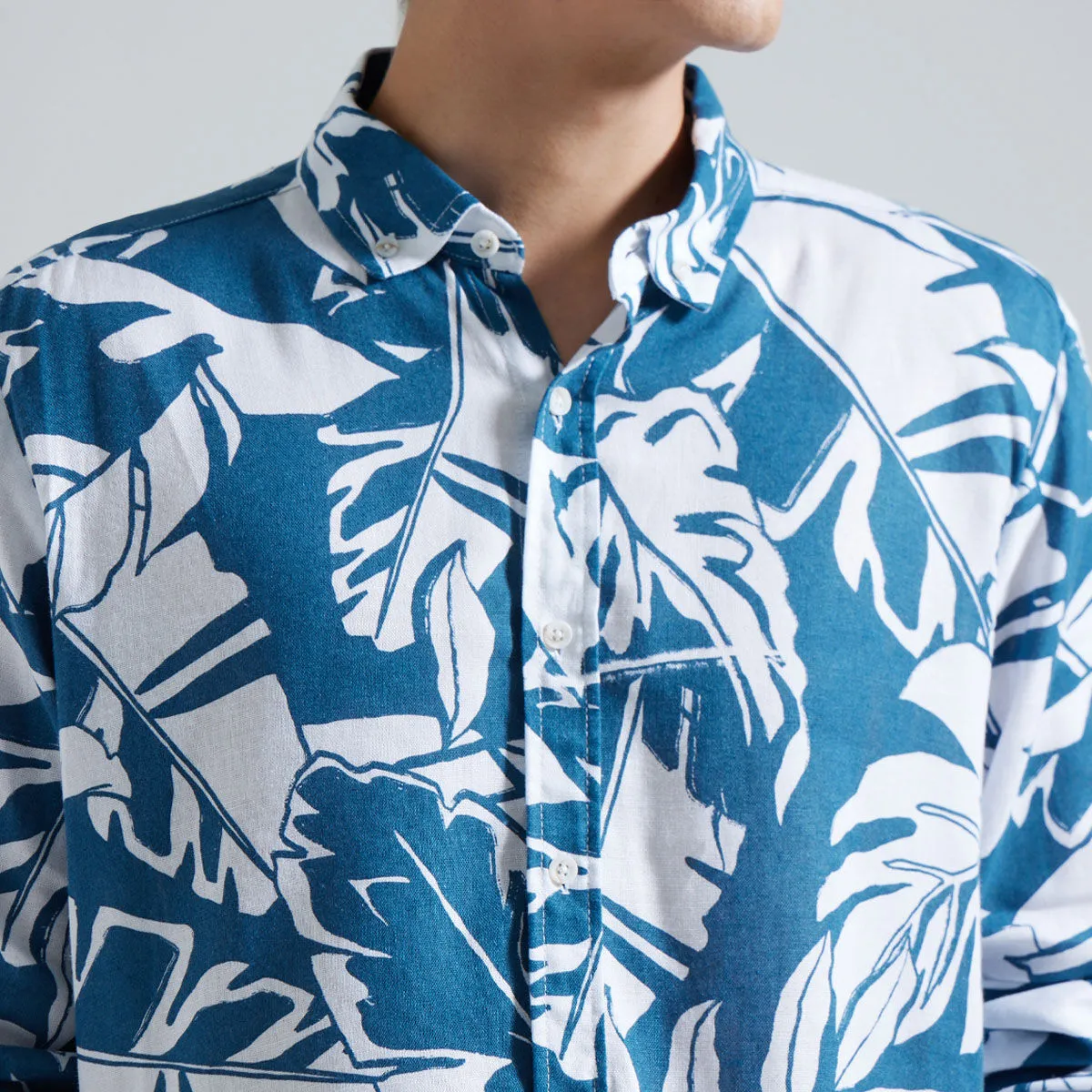 Camisa Con Estampado De Hojas