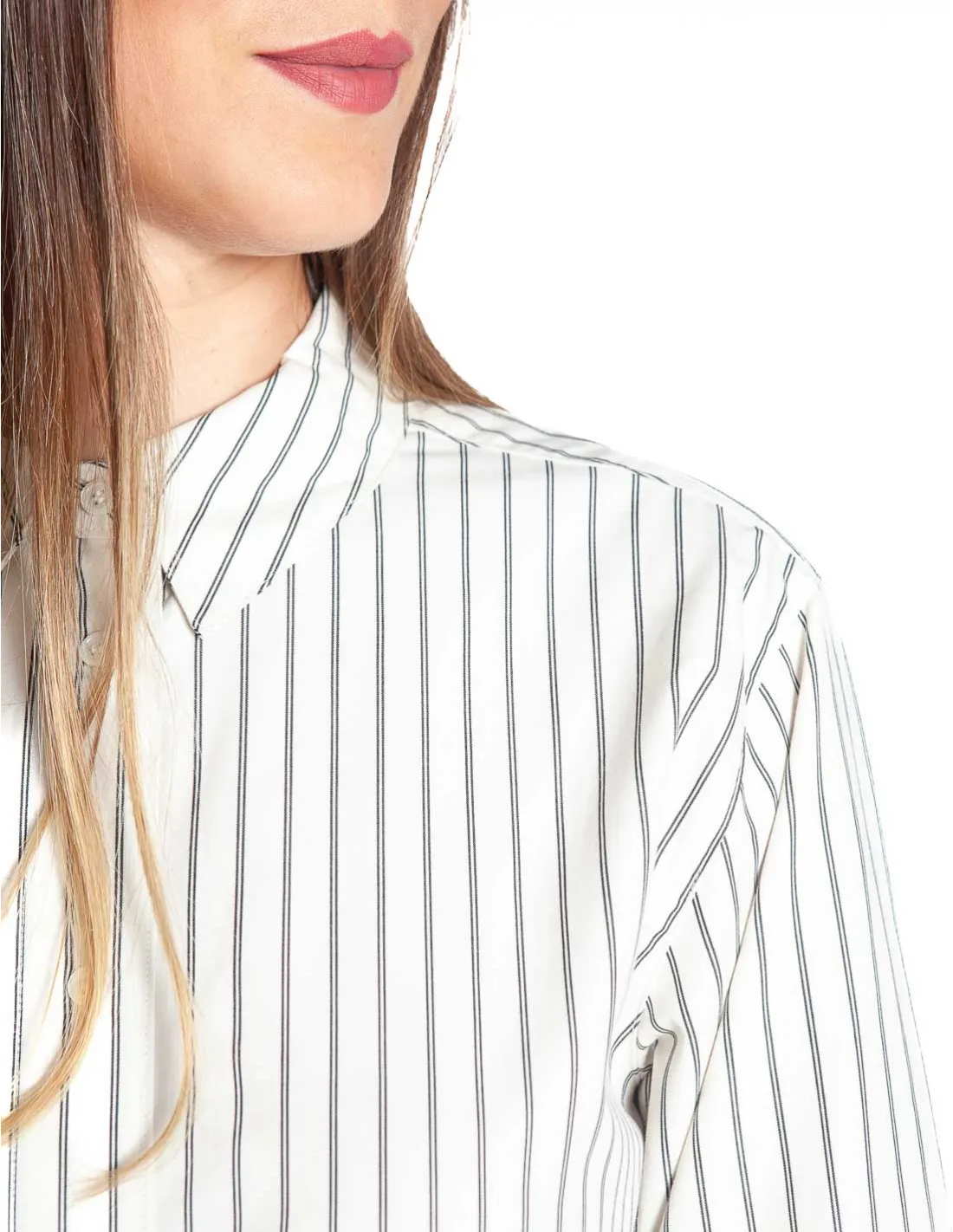 CAMISA LARGA BLANCA RAYA DIPLOMATICA YAYA