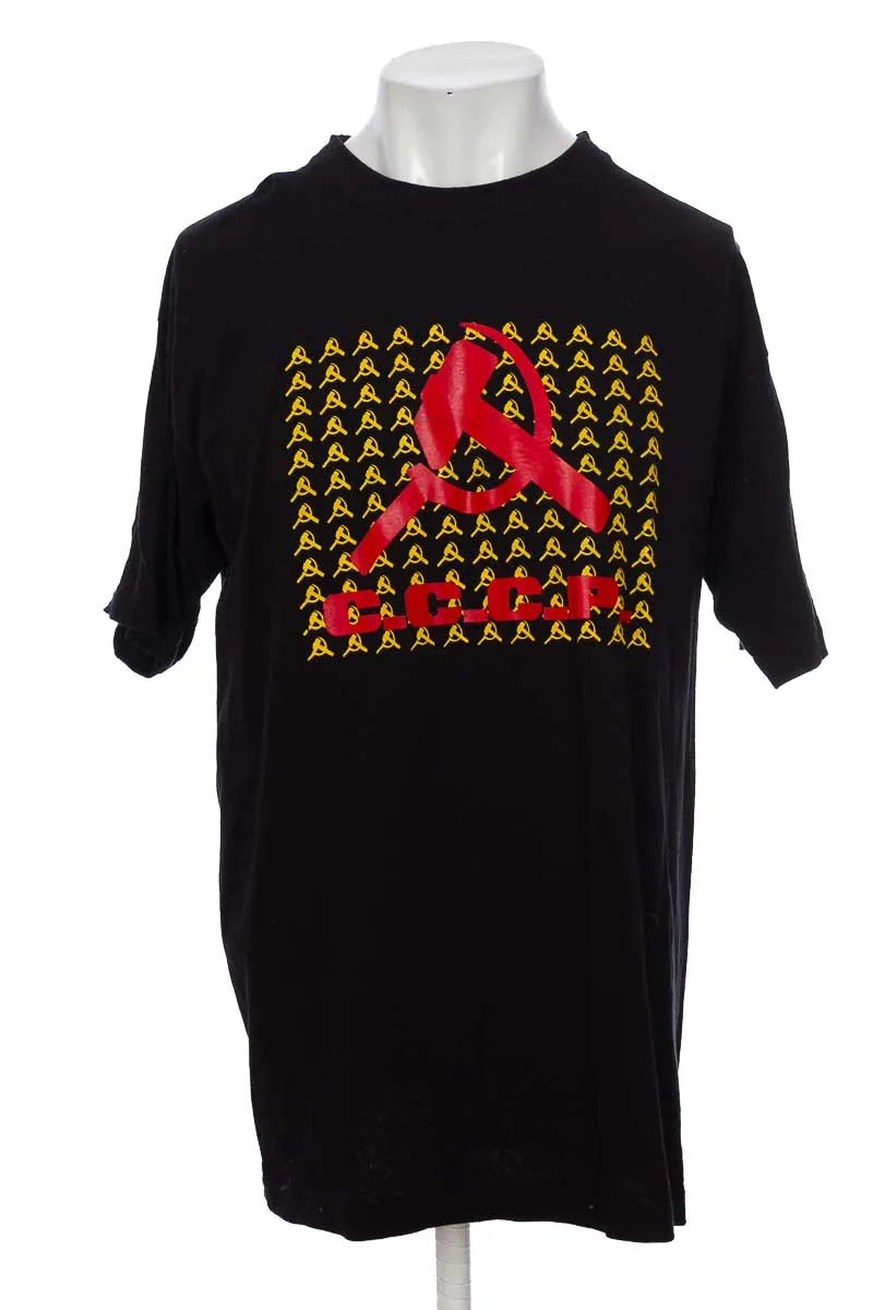 CAMISETA COLOR NEGRO  CLOSEANDO