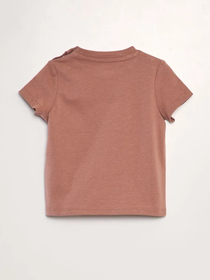 CAMISETA CON ADORNO EN RELIEVE  MARRON