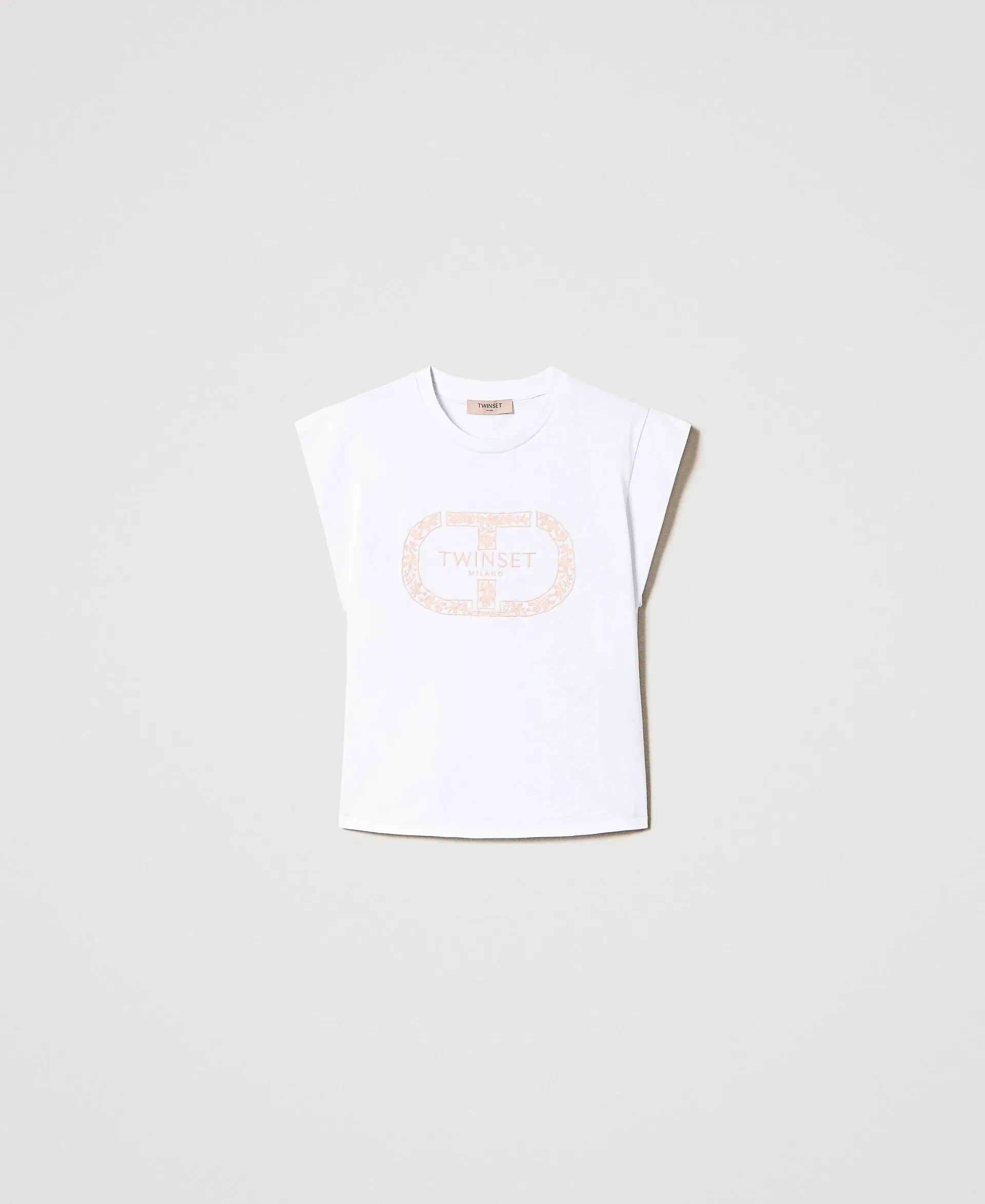 Camiseta con Oval T y manga casquillo