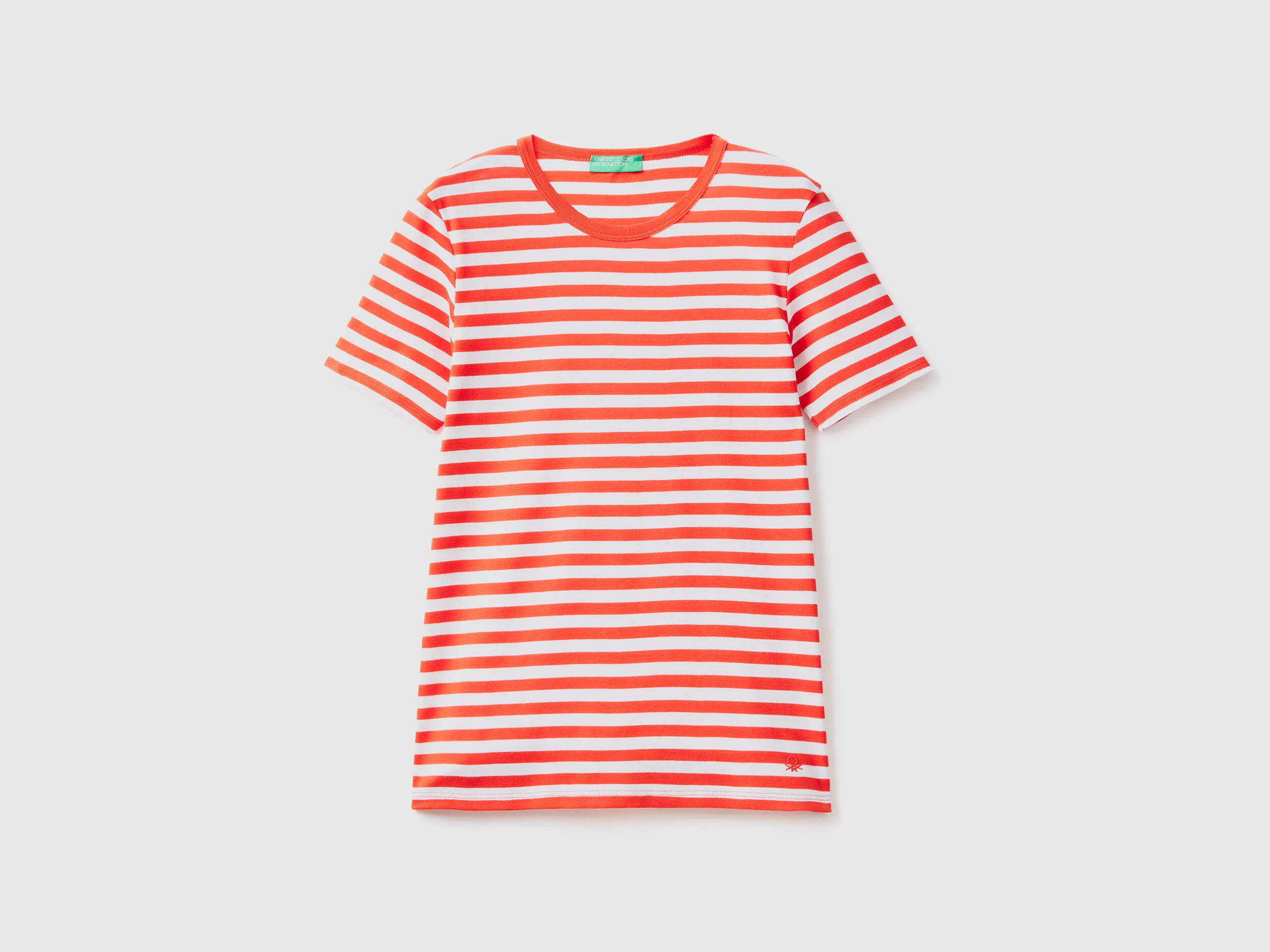 Camiseta de cuello redondo a rayas