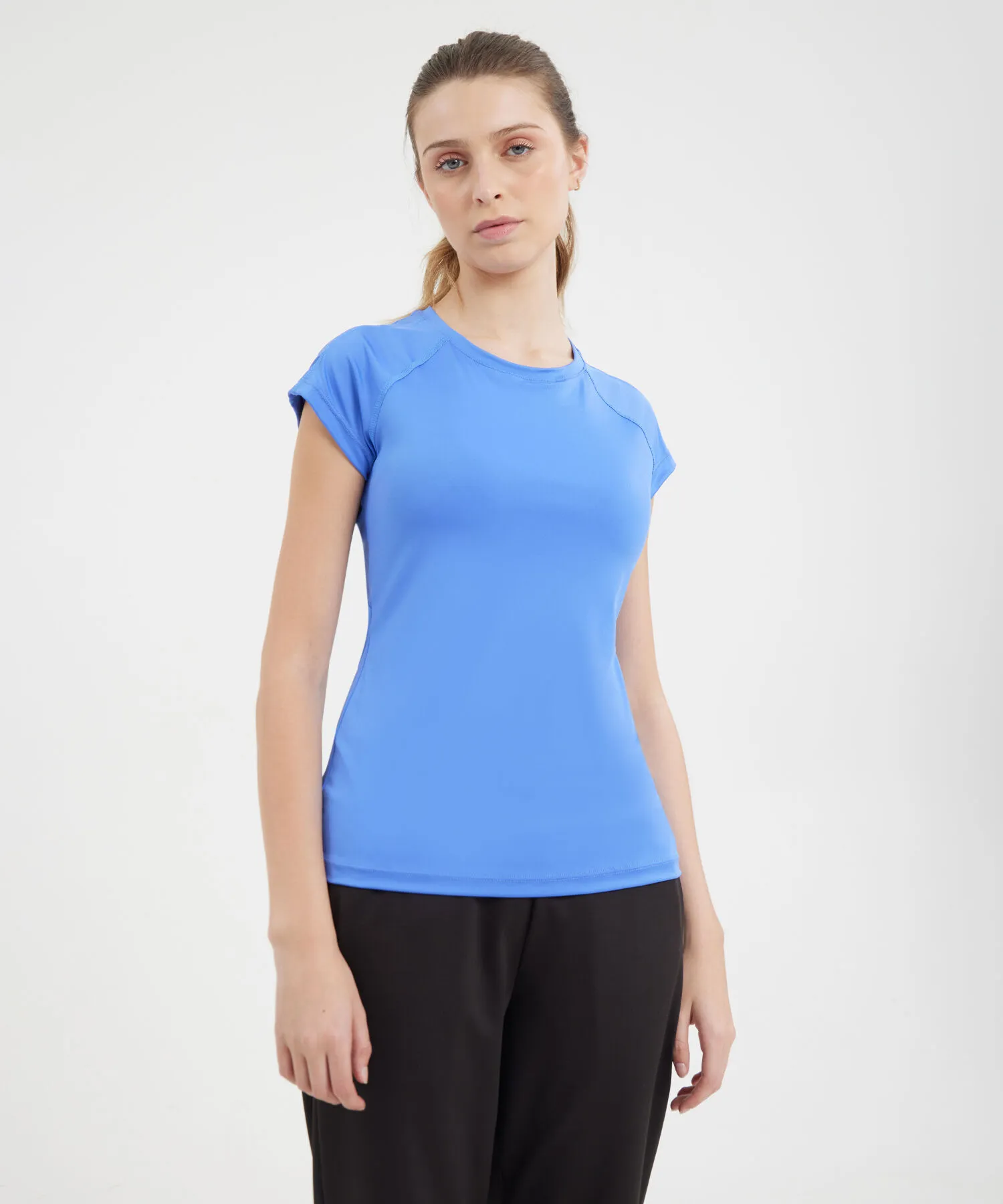 CAMISETA MANGA CORTA CUELLO REDONDO CON CORTES ESPALDA, SPORT L&IACUTE;NEAS PATPRIMO