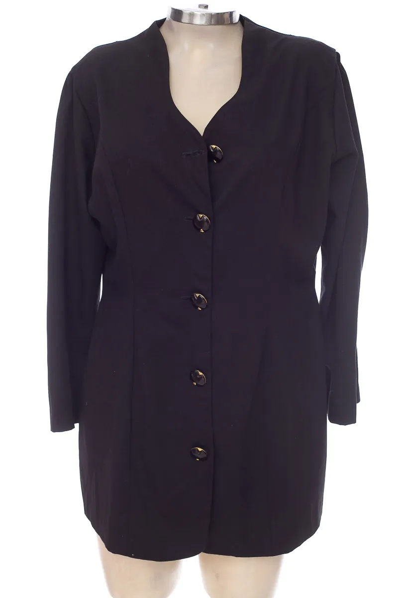 CHAQUETA / ABRIGO COLOR NEGRO  CLOSEANDO