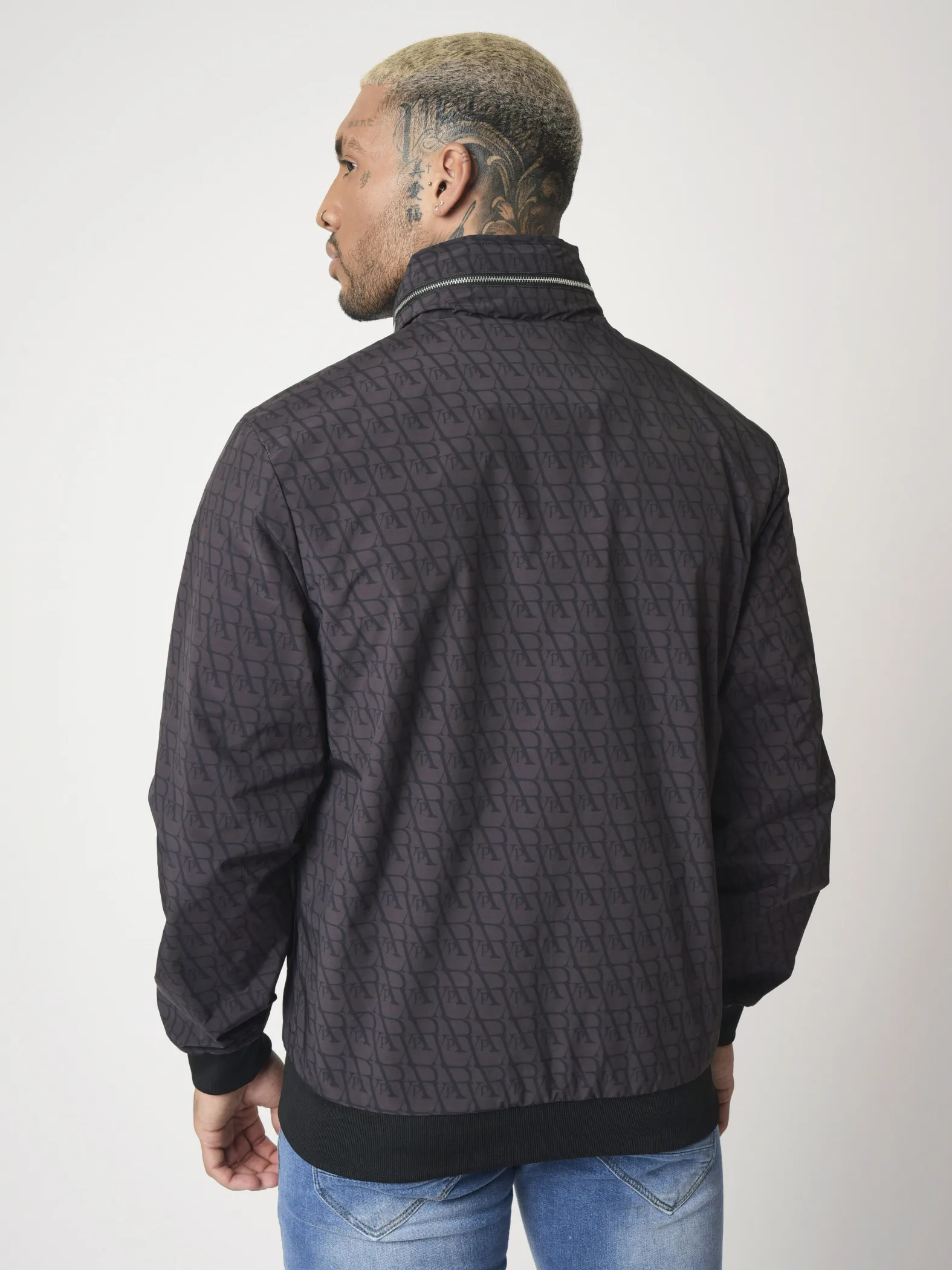Chaqueta con estampado integral PXP