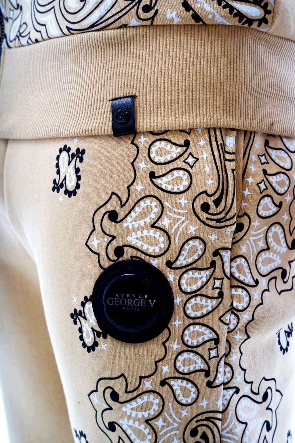 CONJUNTO GEORGE V  GV10010 BEIGE
