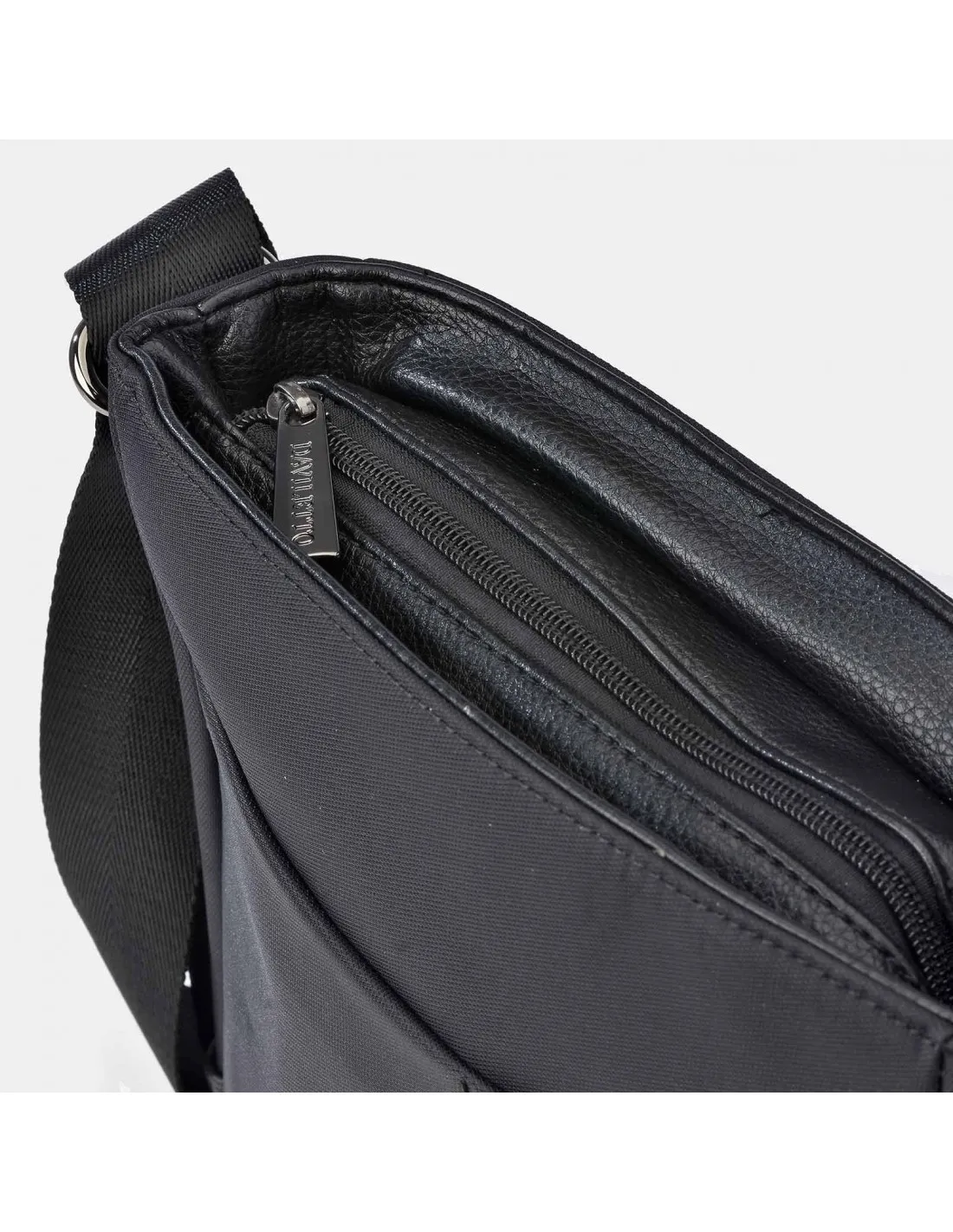 DAVILETTO  bolso bandolera grande con solapa para hombre en piel y nylon color negro