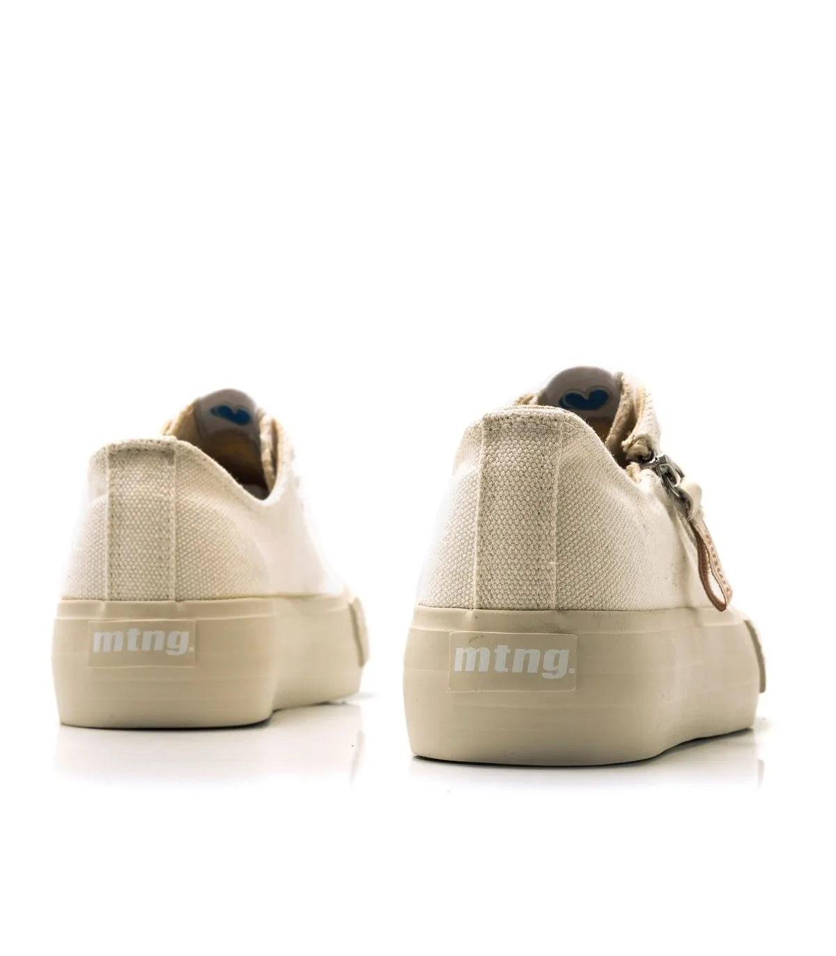 Deportivo beige con cremallera