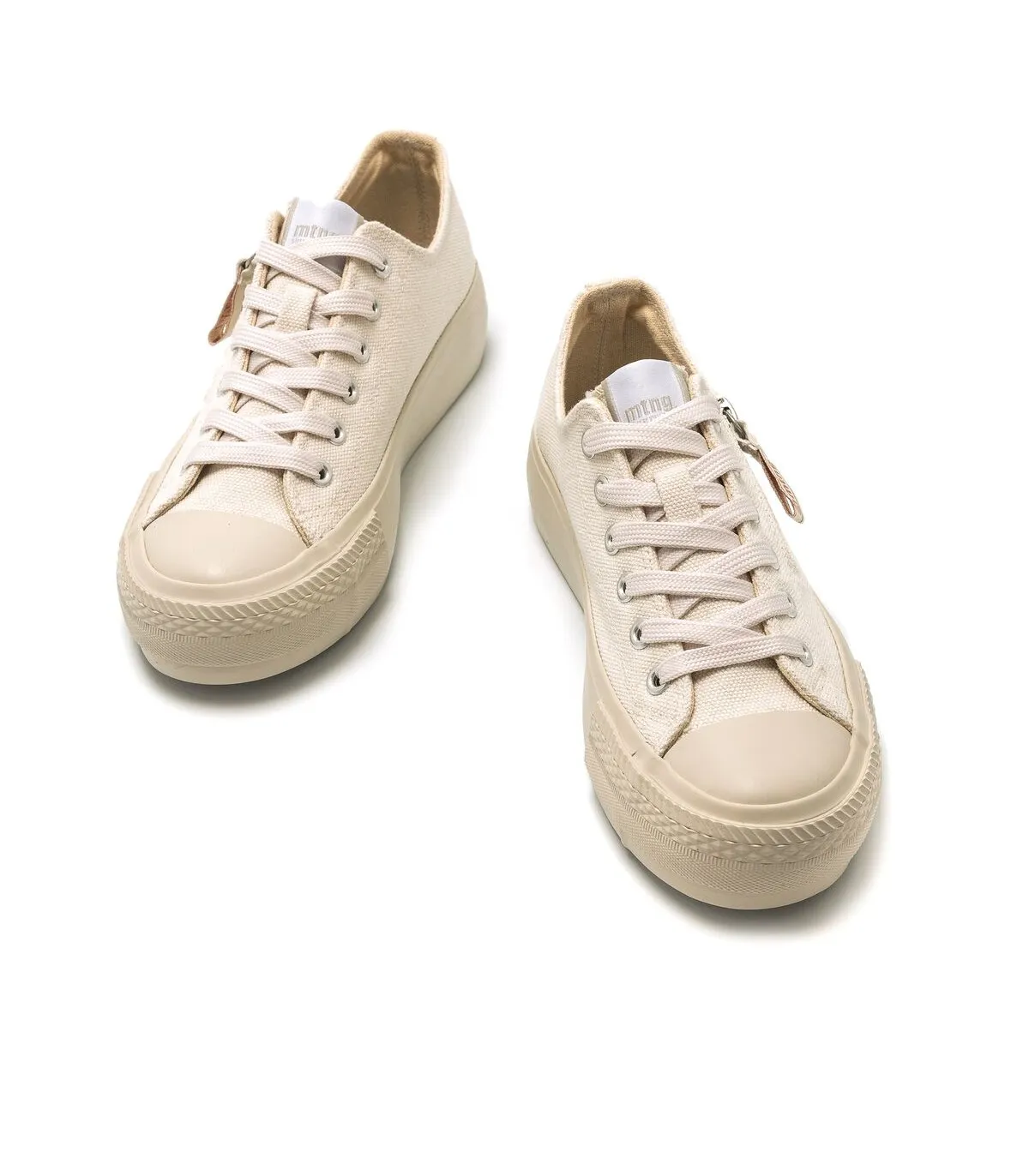 Deportivo beige con cremallera