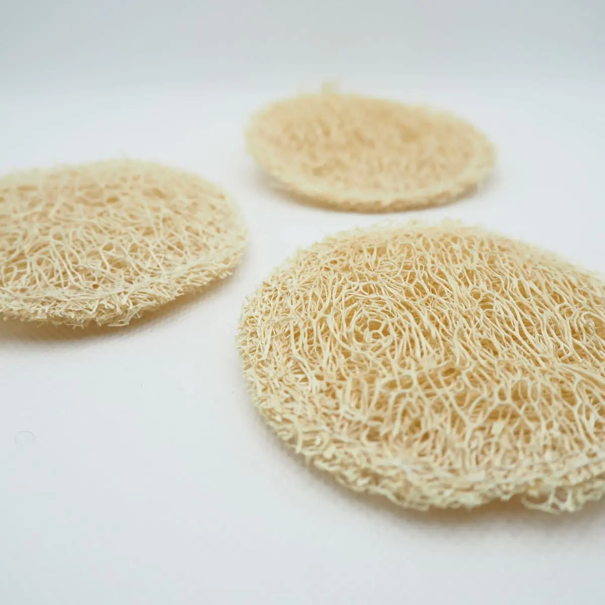 Exfoliante facial natural. 3 discos de luffa reutilizables