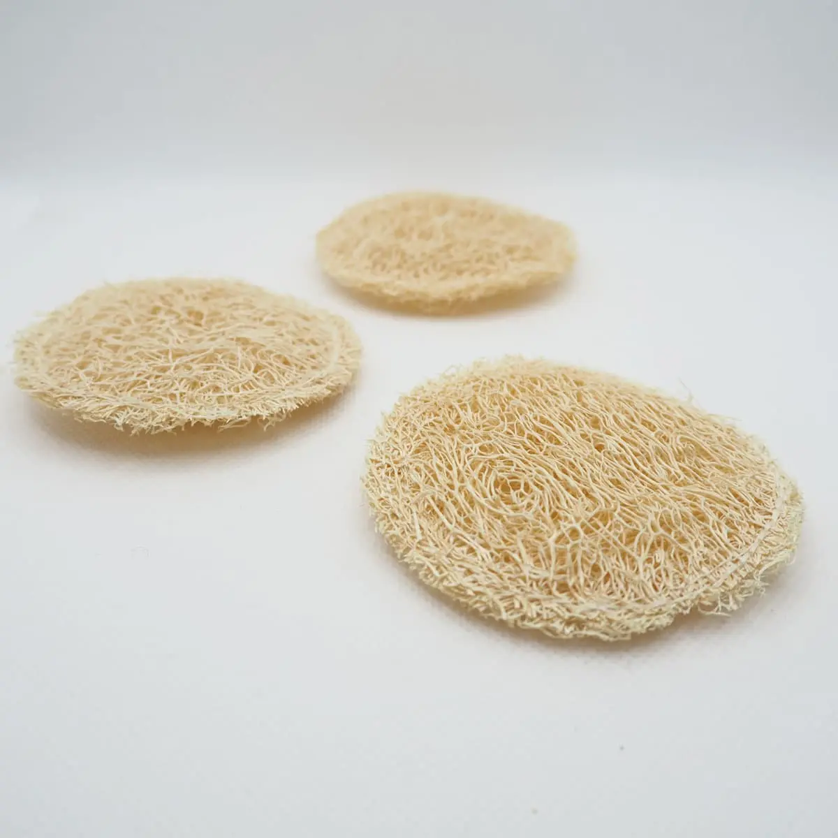 Exfoliante facial natural. 3 discos de luffa reutilizables