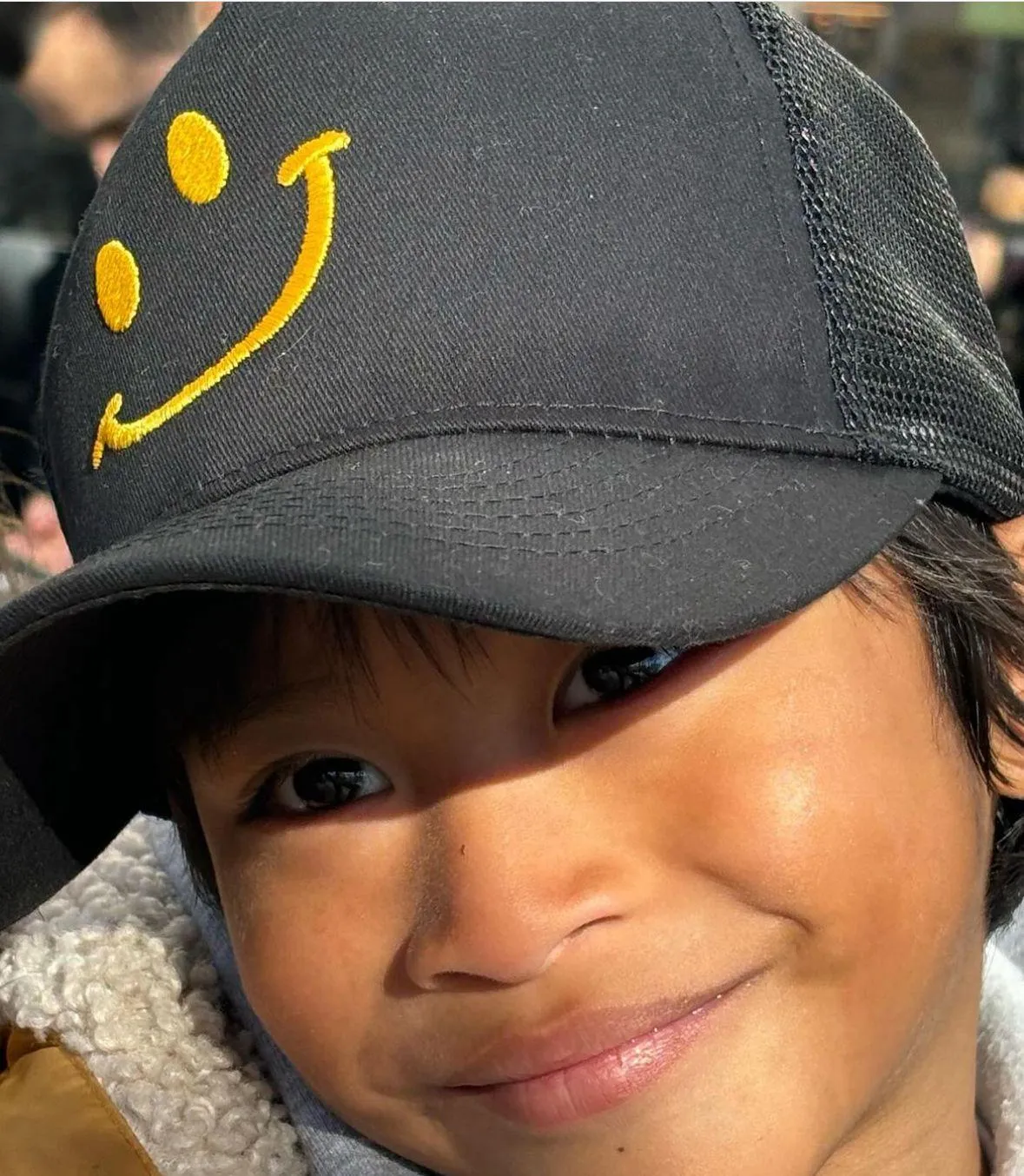 Gorra niños trucker color negro mod. Sonrisa