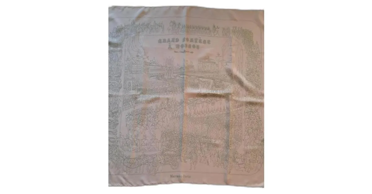 Hermès "Gran Procesión en Moscú" Beige 