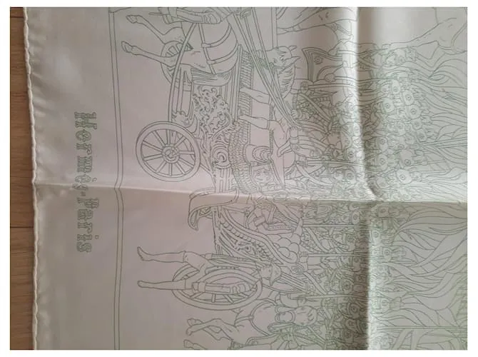Hermès "Gran Procesión en Moscú" Beige 