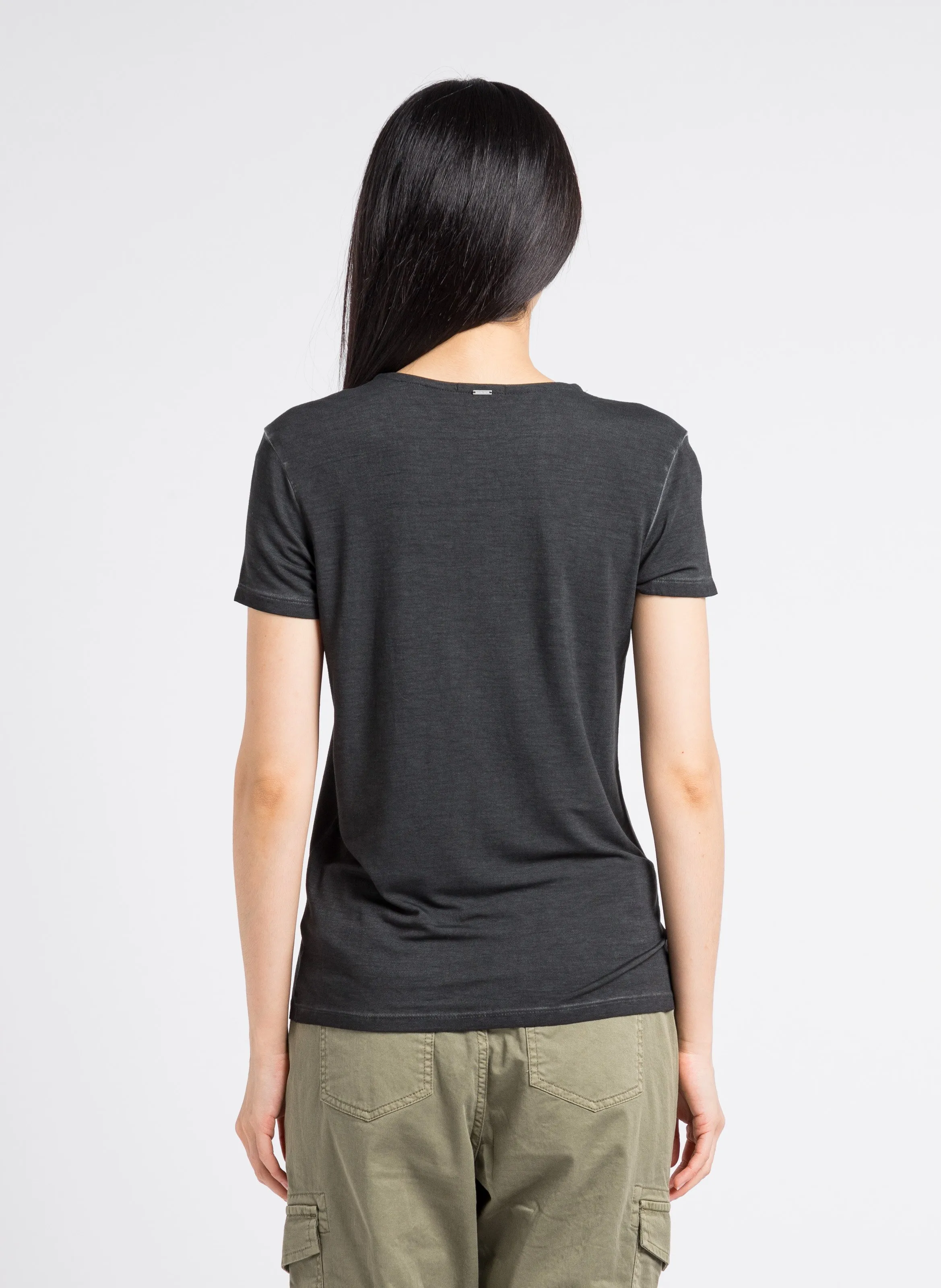 IKKS Top con cuello de pico y cadenas de joyas en negro