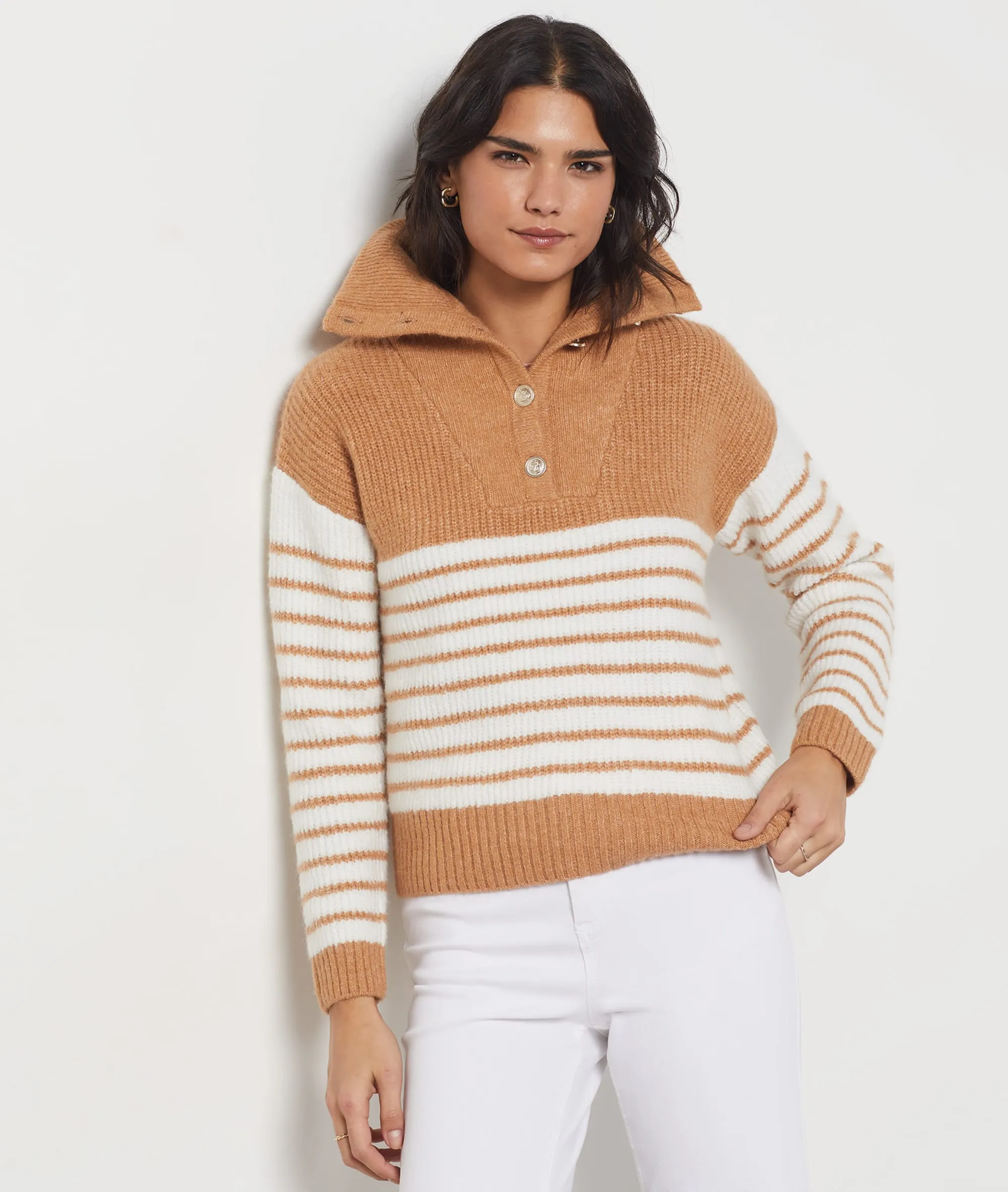 JERSEY CUELLO ALTO ESTAMPADO RAYAS ELIANE TAUPE  ETAM