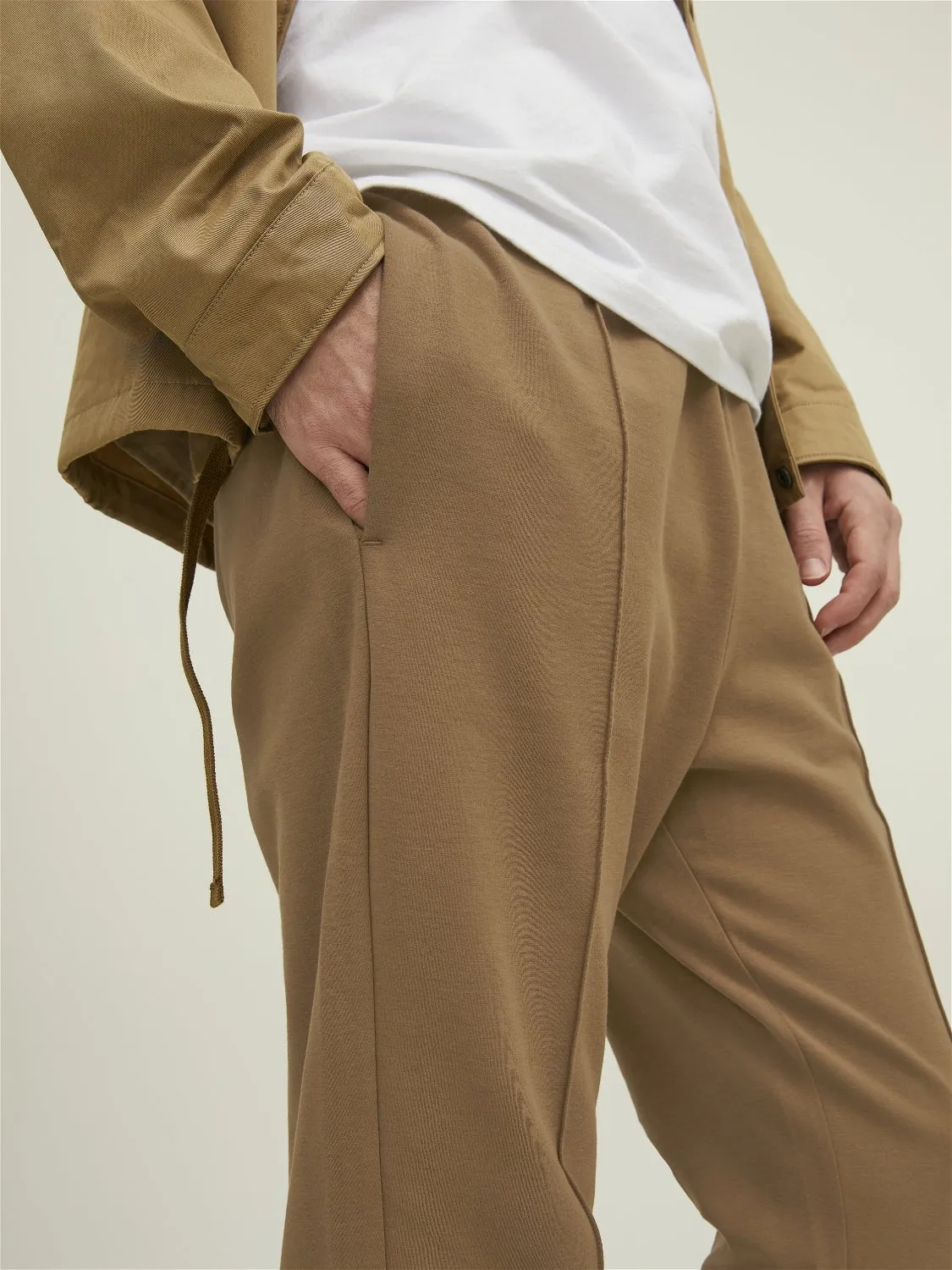 JPRBLAJONATHAN Pantalones de vestir Corte tapered | Marrón claro | Jack & Jones®