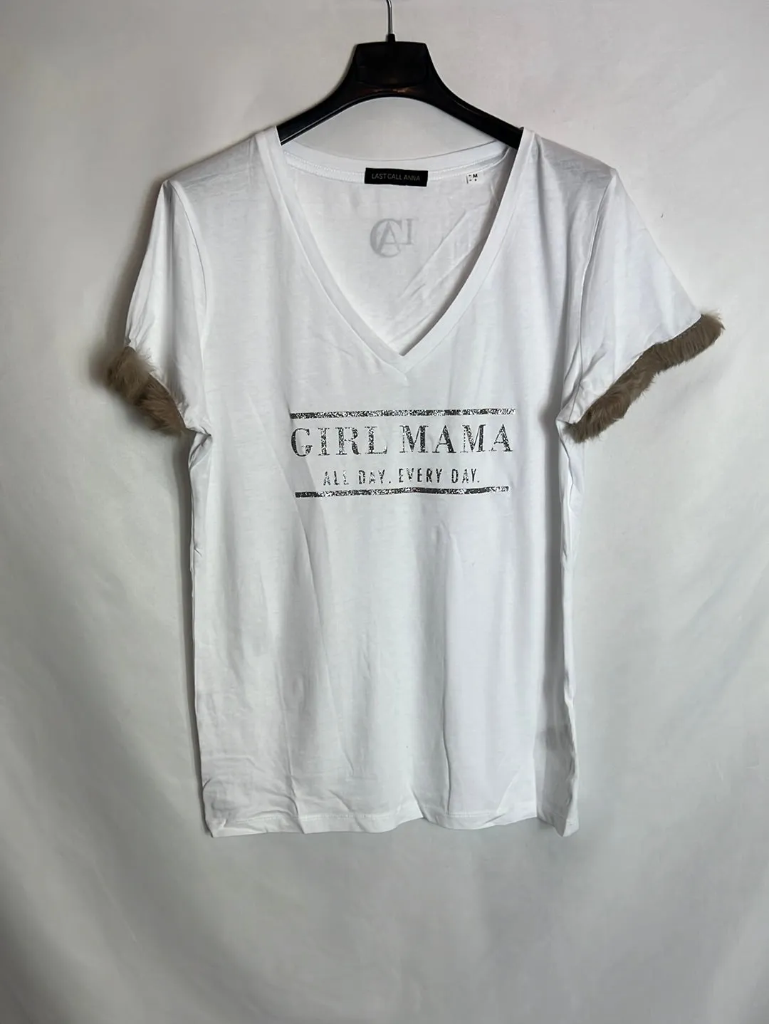 LAST CALL ANNA. Camiseta blanca detalle mangas. T M