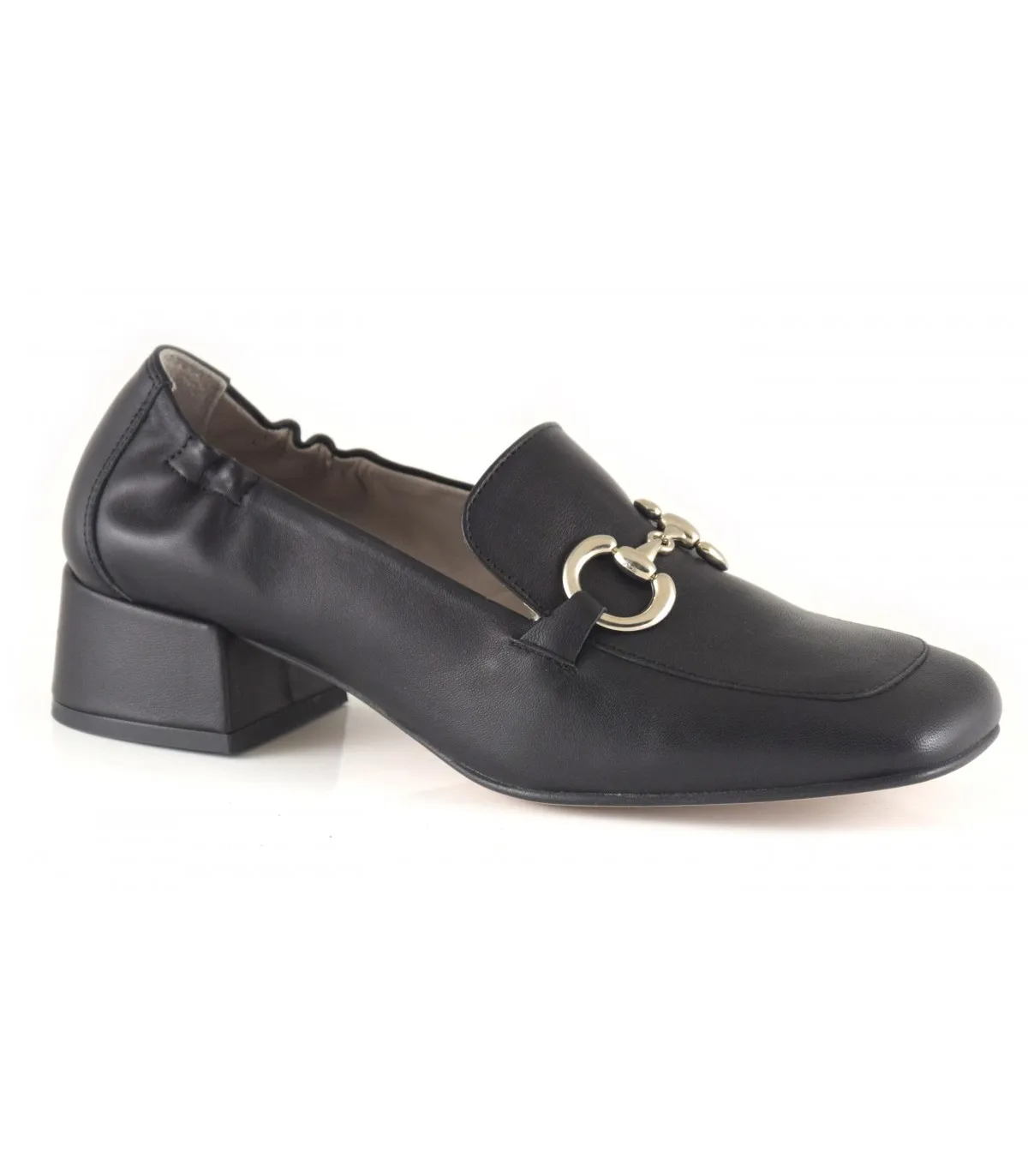 Mocasín en piel negra con estribo