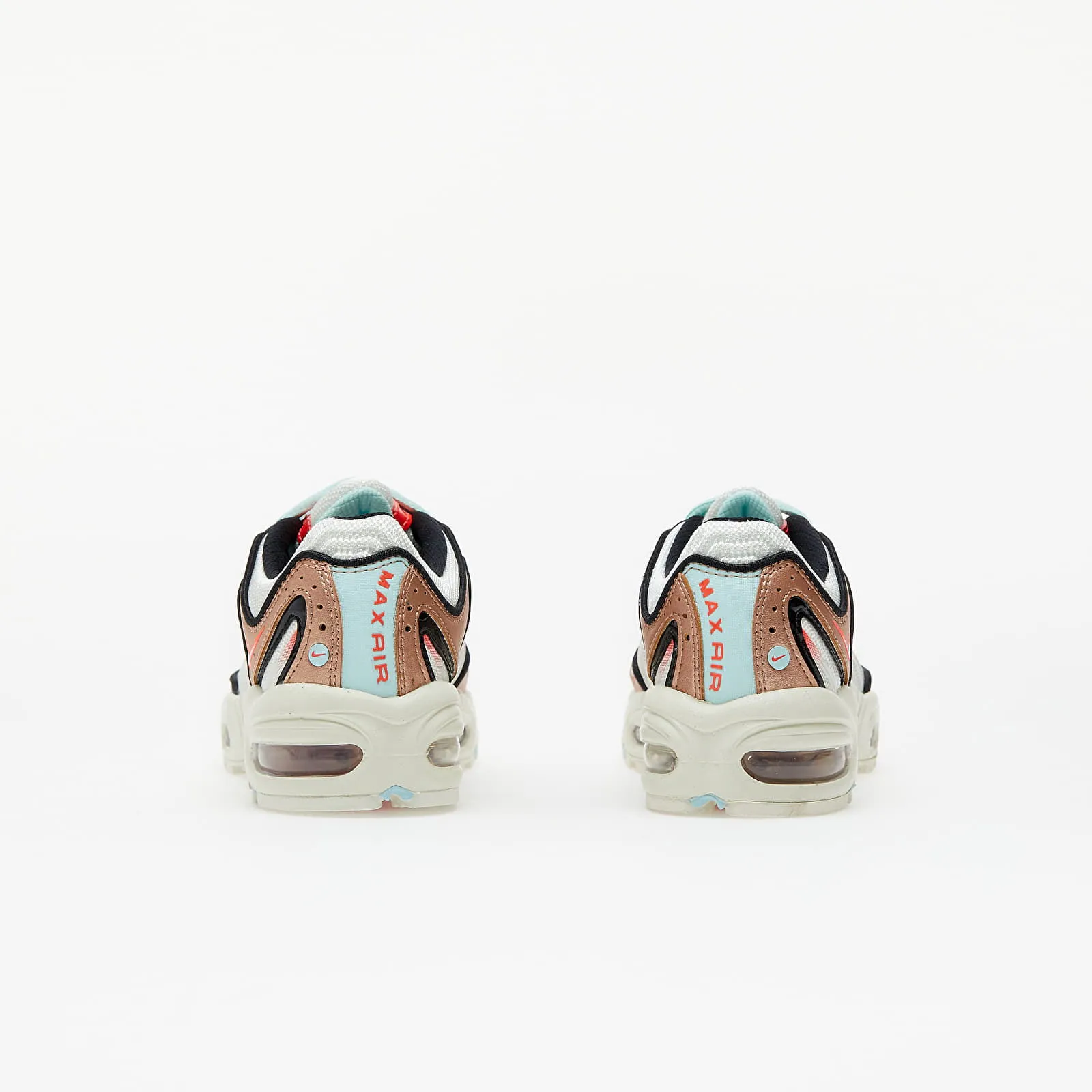 Nike WMNS Air Max Tailwind 4