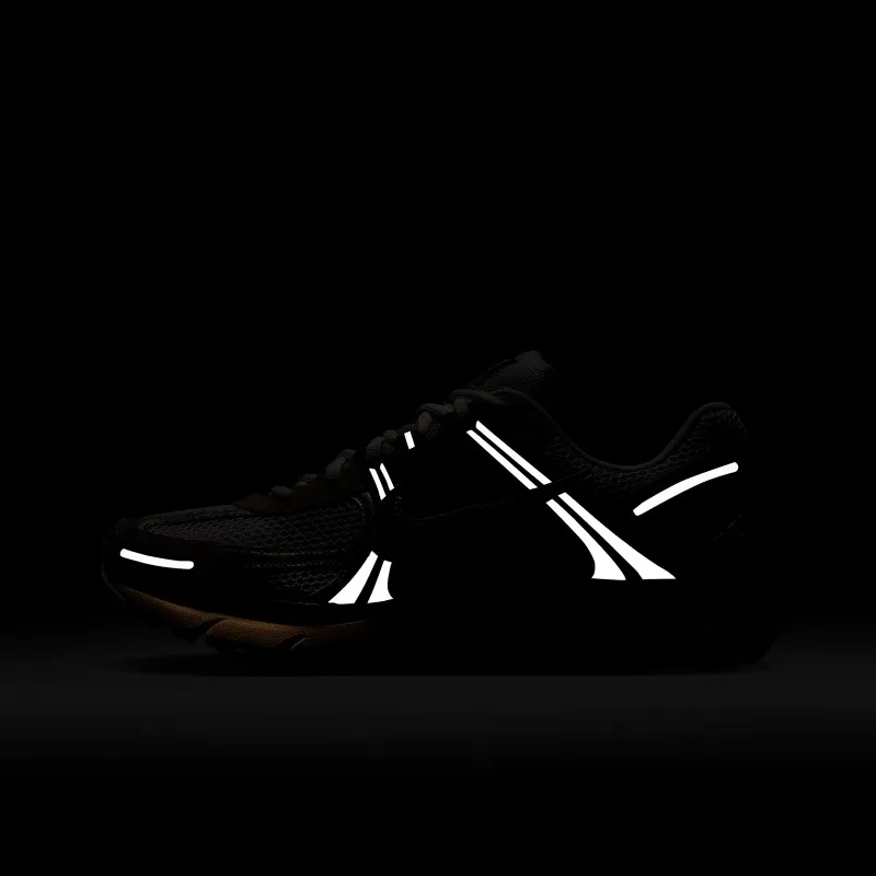 NIKE ZOOM VOMERO 5 HF4259100