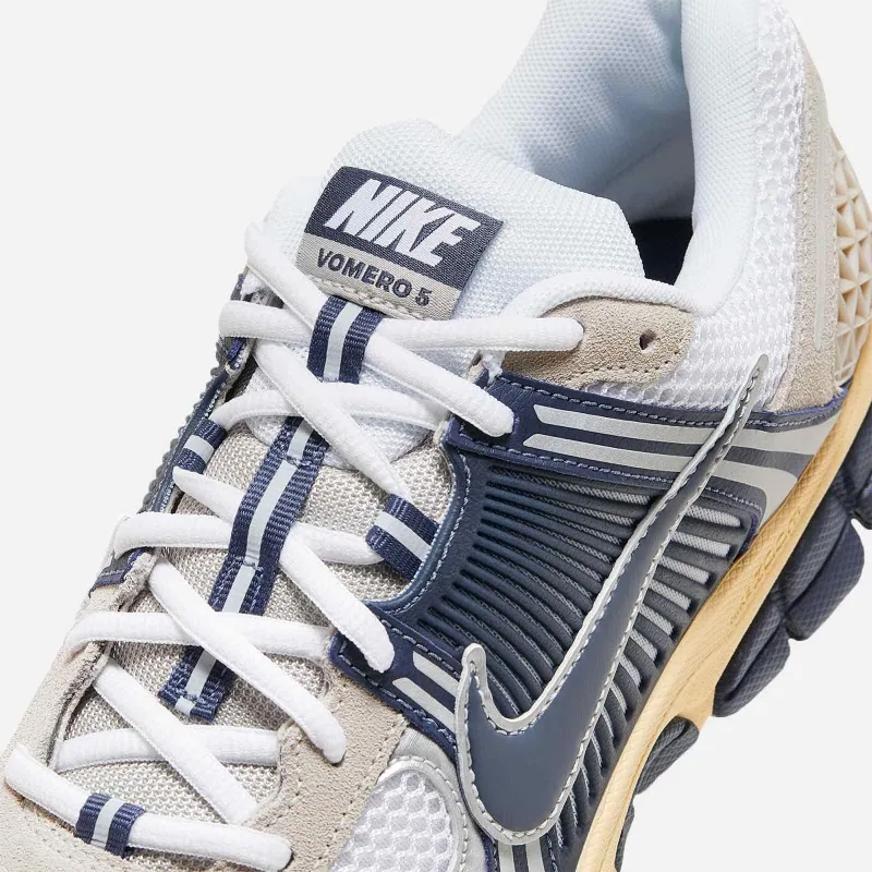 NIKE ZOOM VOMERO 5 HF4259100