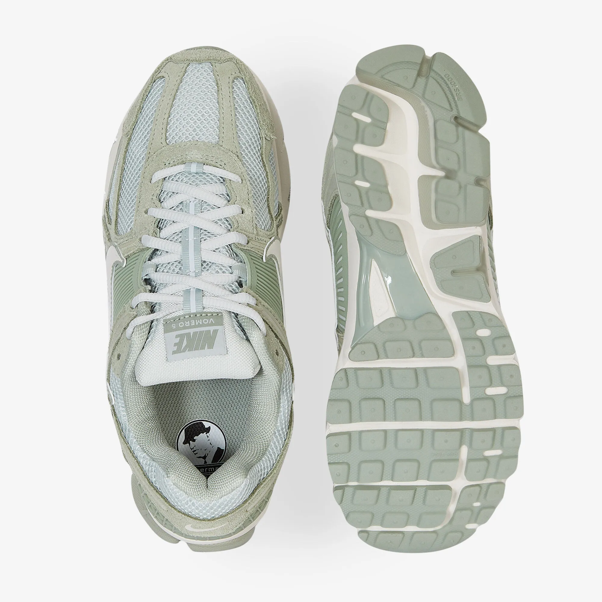 NIKE ZOOM VOMERO 5