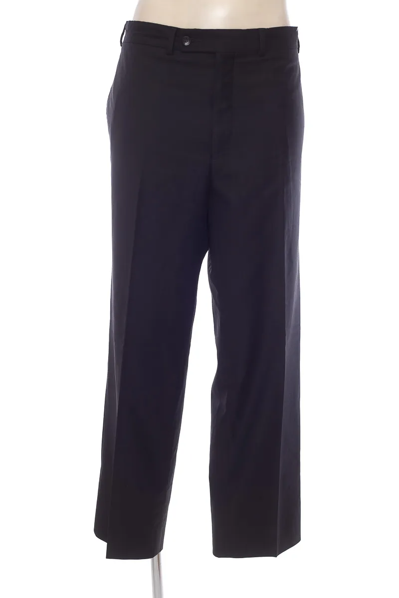 PANTALóN COLOR NEGRO  ARTURO CALLE