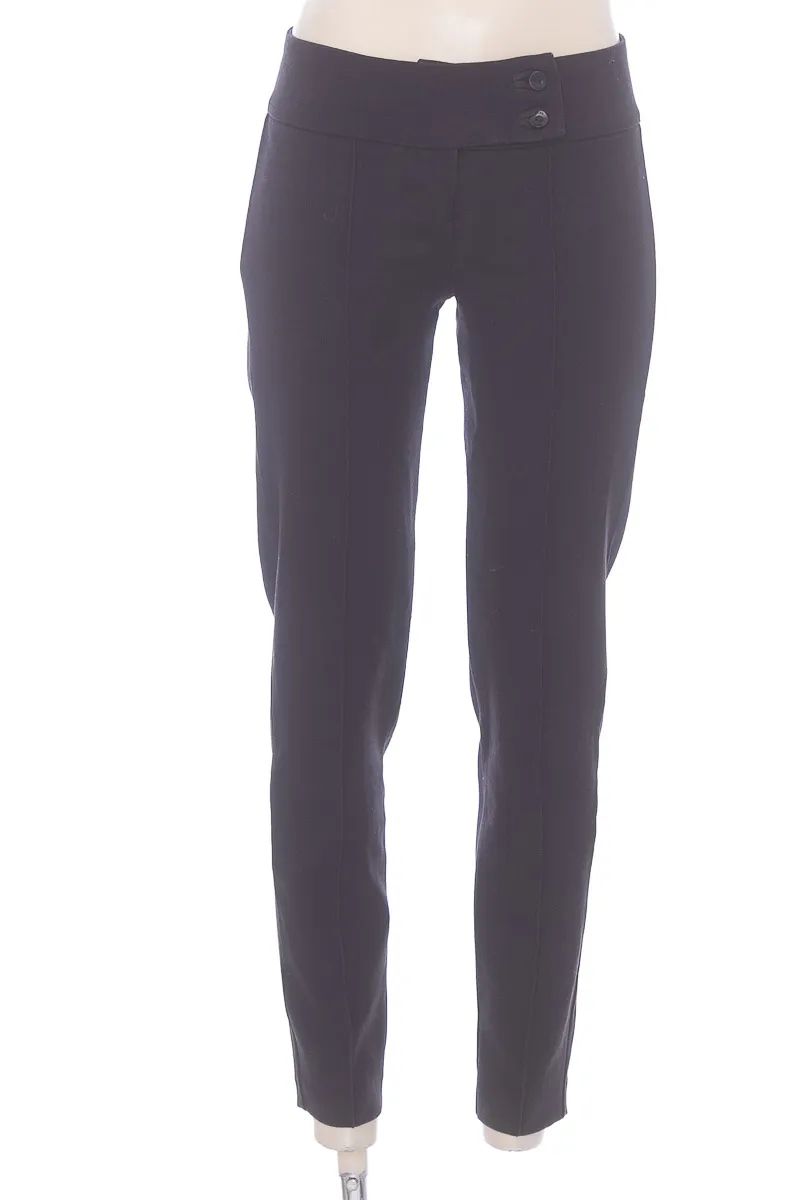 PANTALóN COLOR NEGRO  XUSS