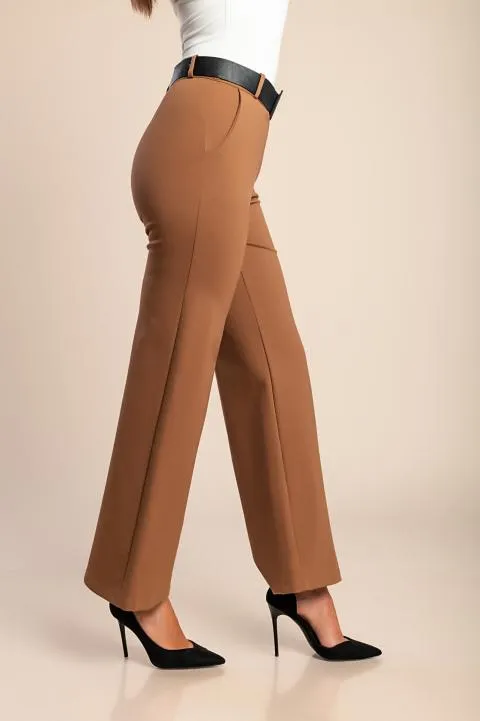 Pantalón largo elegante, color camel