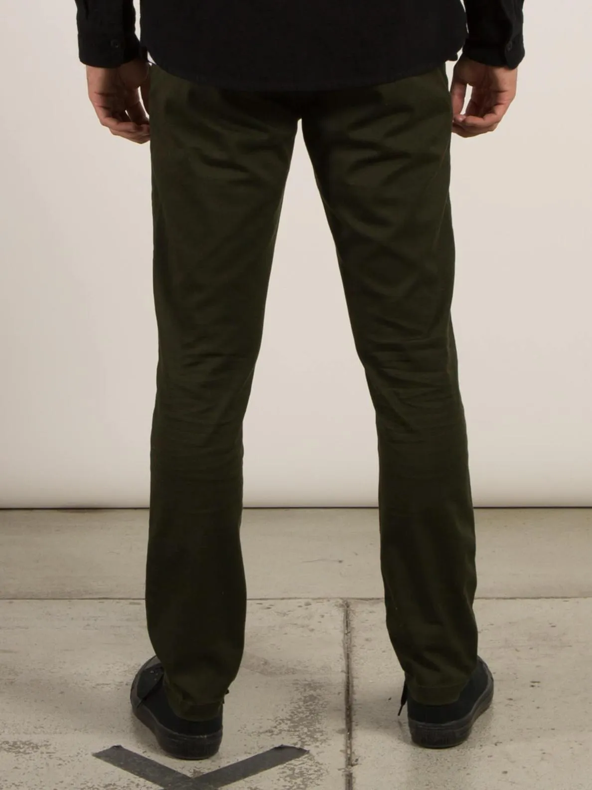 Pantalón VOLCOM chino para Hombre CHINO FRICKIN SKINNY – DARK GREEN Ref. A1131600 verde