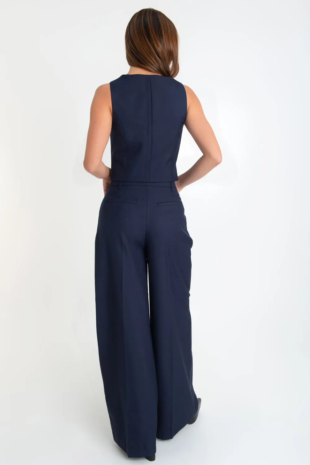 Pantalón wide leg de tiro alto con pinzas frontales