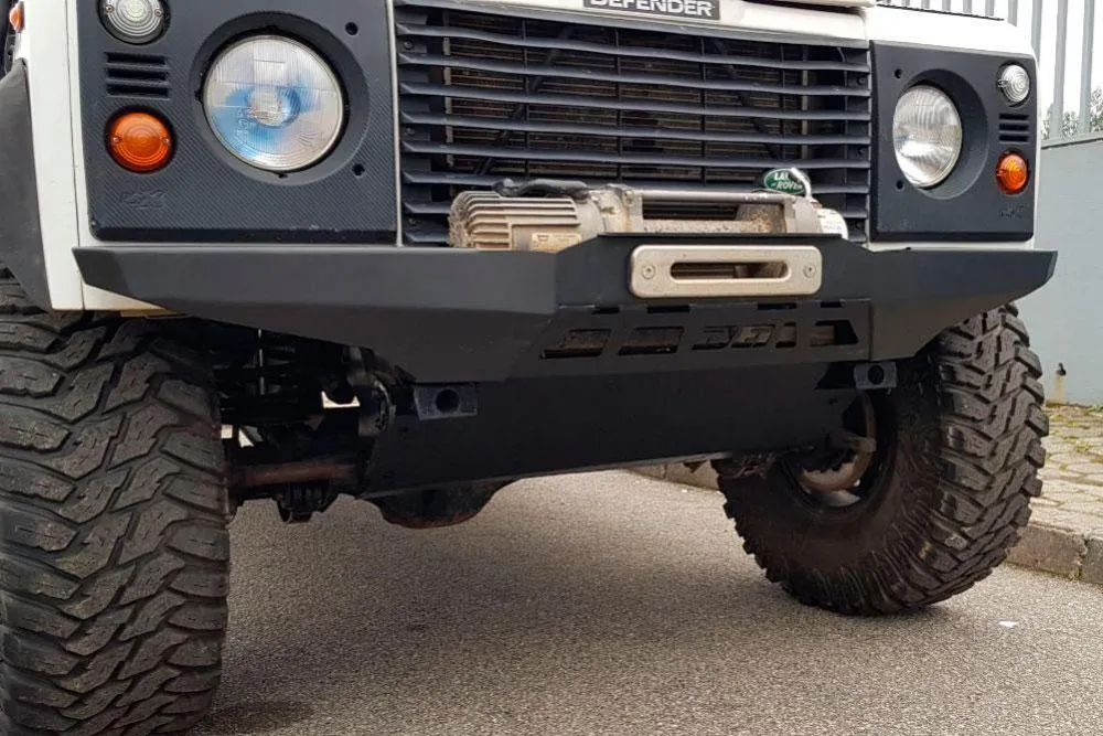 Paragolpes frontal acero Defender con AC