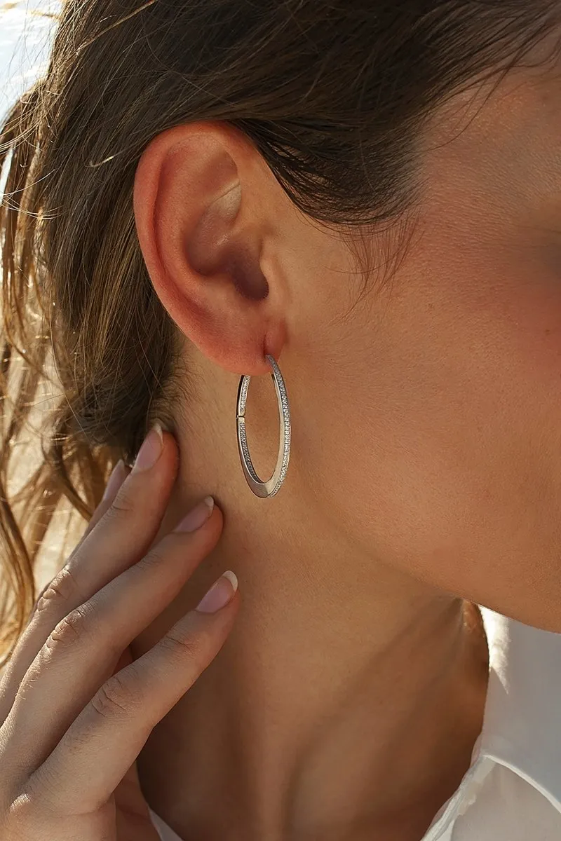 Pendientes aro plata circulares y clásicos con circonitas