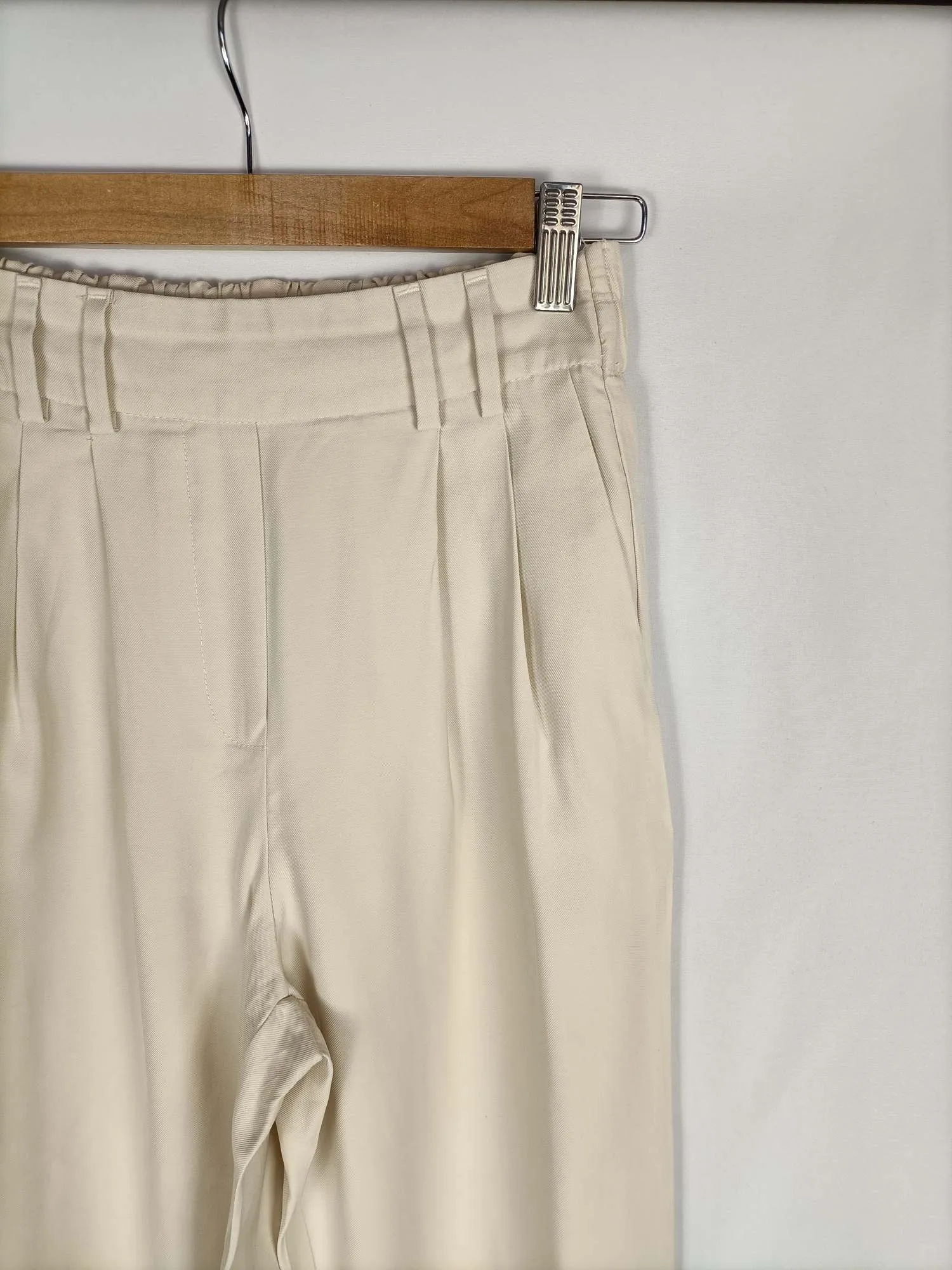 PRIMARK.Pantalón vestir beige T.34