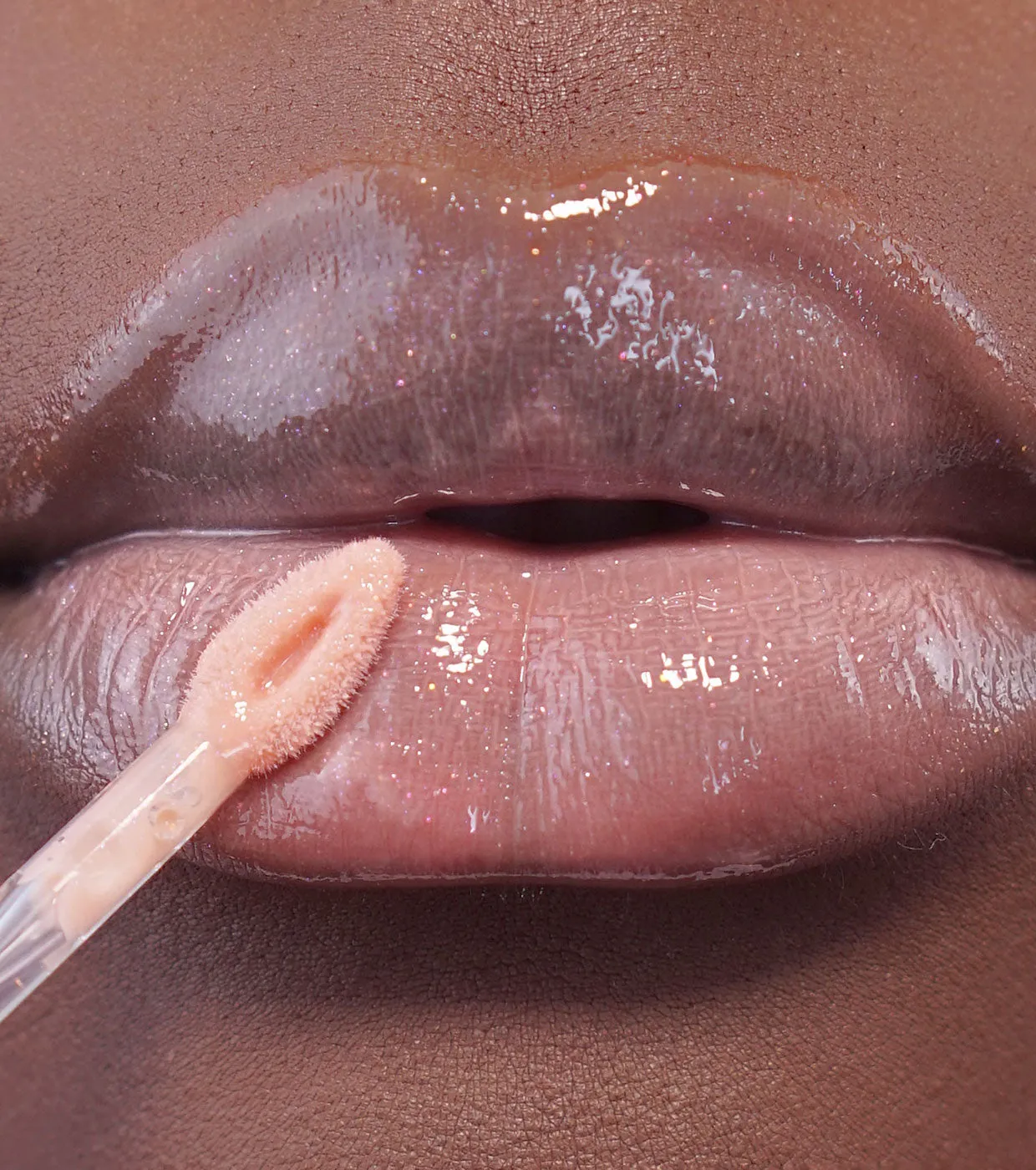 REVOLUTION PRO  BRILLO DE LABIOS VEGAN COLLAGEN PEPTIDE  CASHMERE