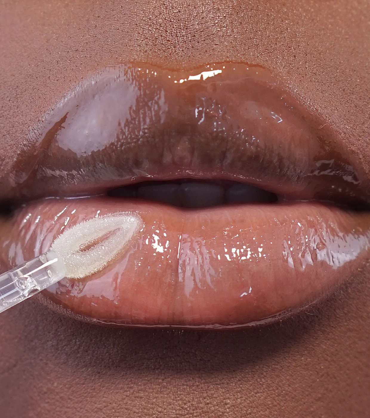 REVOLUTION PRO  BRILLO DE LABIOS VEGAN COLLAGEN PEPTIDE  MODE