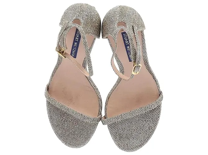 Sandalias Nudistas Stuart Weitzman en Sintético Dorado 