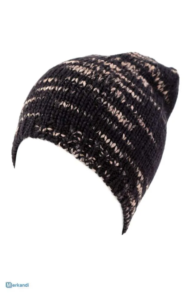 Stock de gorros de mujer Ermanno Scervino