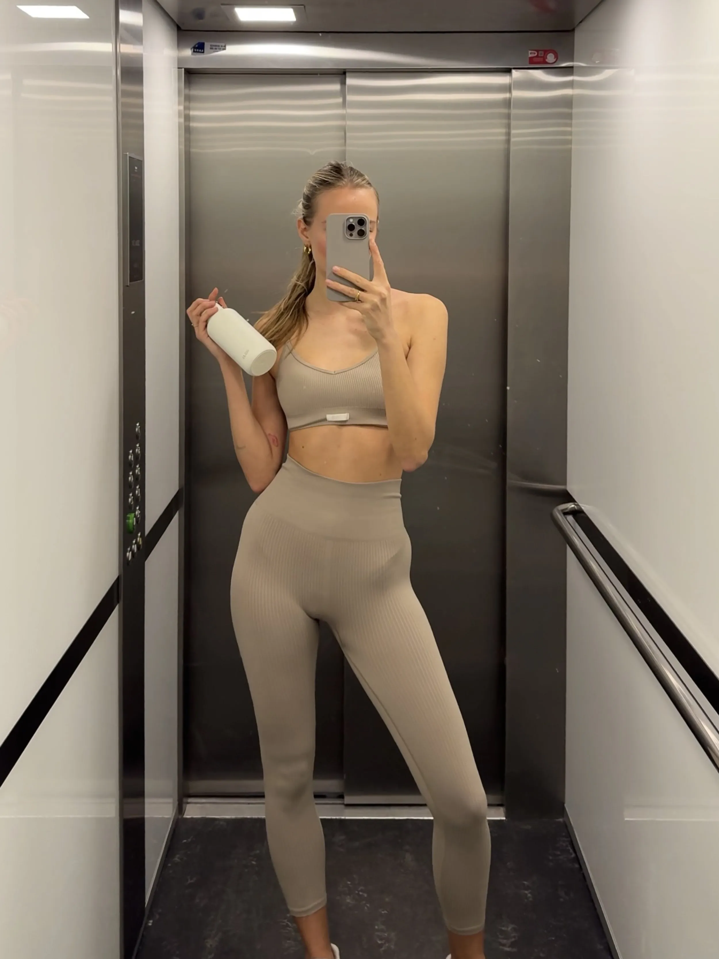 Studio Seamless Rib Tights