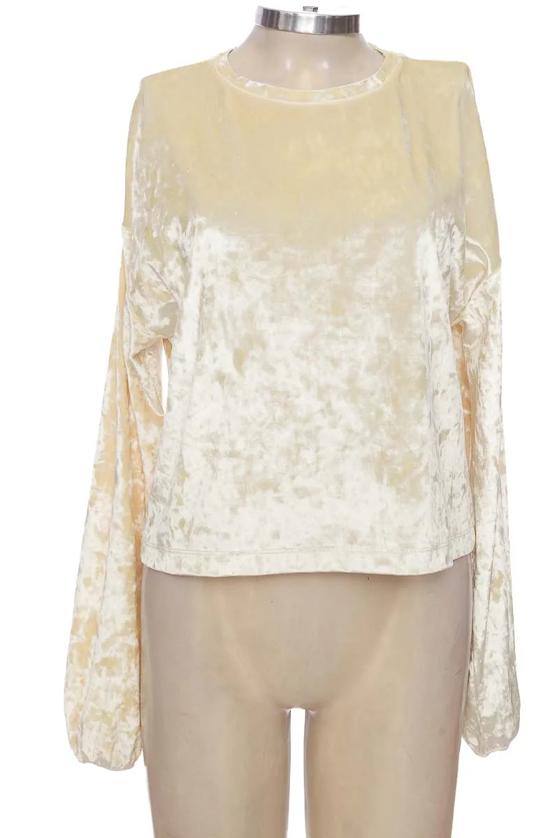 SWEATER COLOR BEIGE  BERSHKA