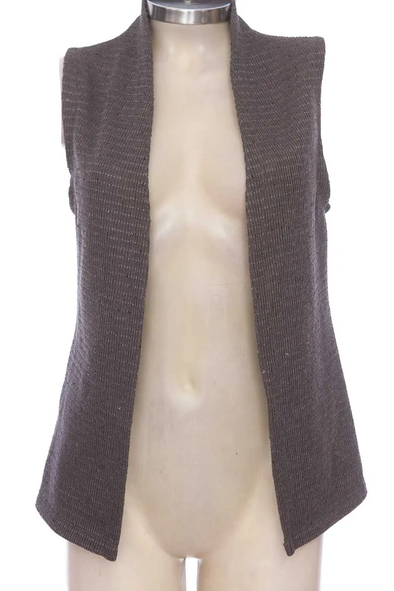 SWEATER COLOR GRIS  CLOSEANDO