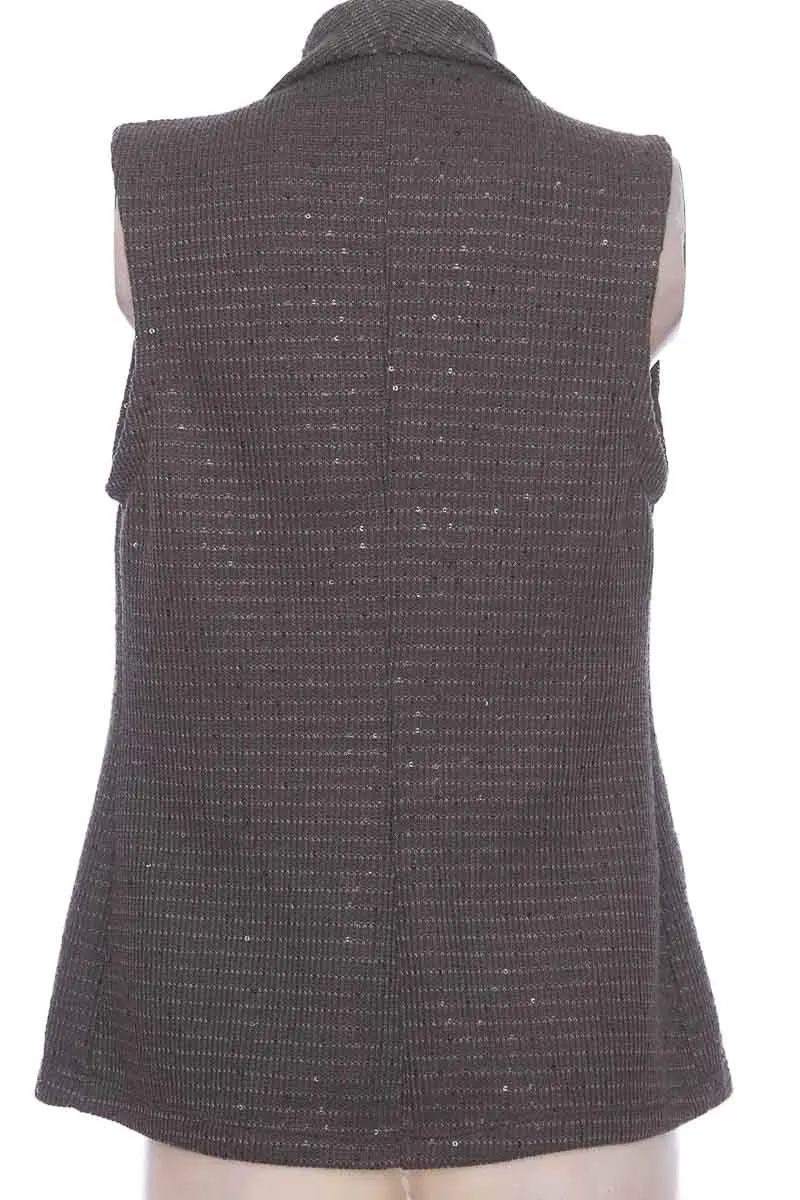 SWEATER COLOR GRIS  CLOSEANDO
