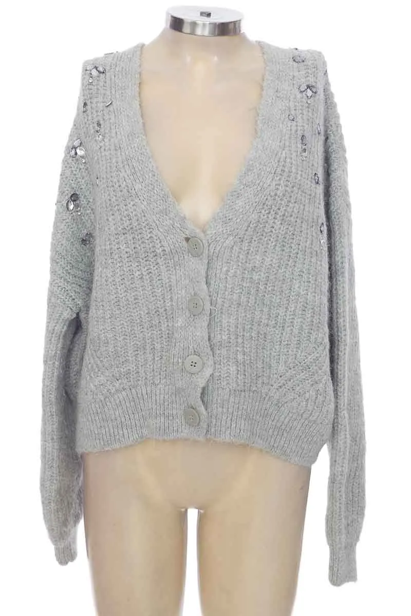 SWEATER COLOR GRIS  STRADIVARIUS