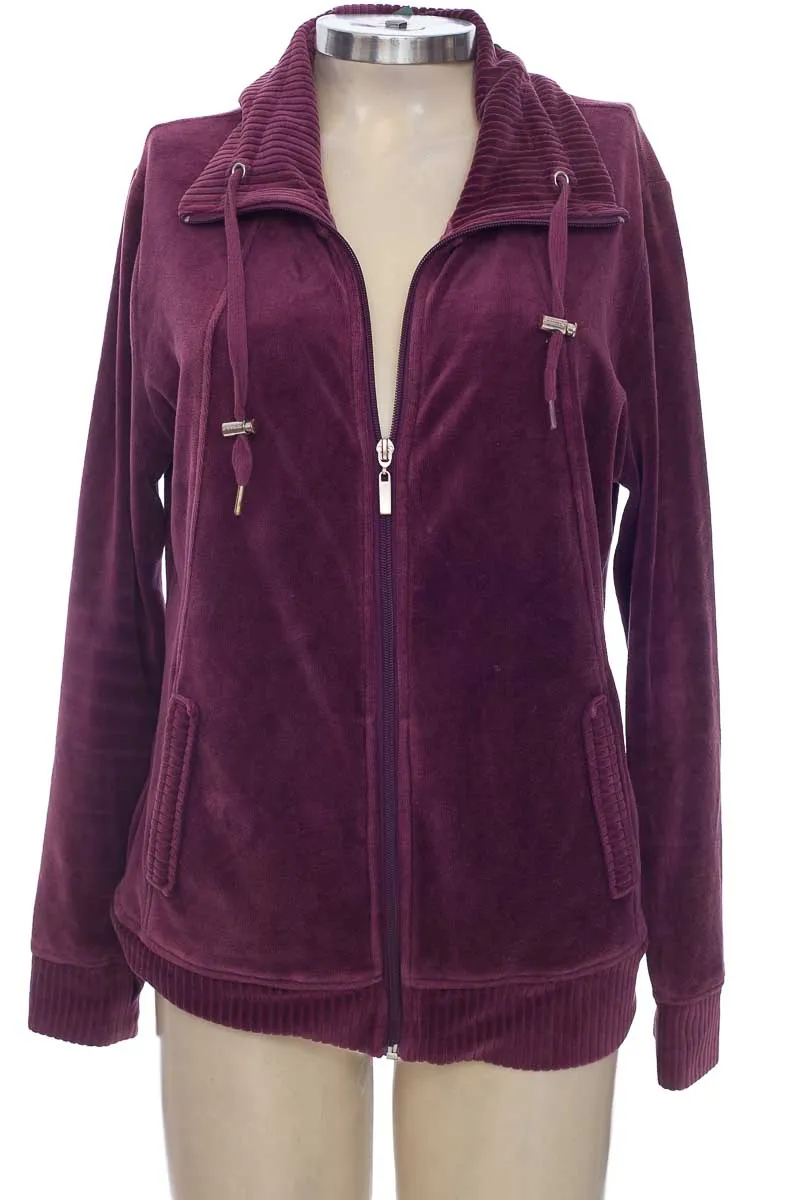 SWEATER COLOR MORADO  CLOSEANDO
